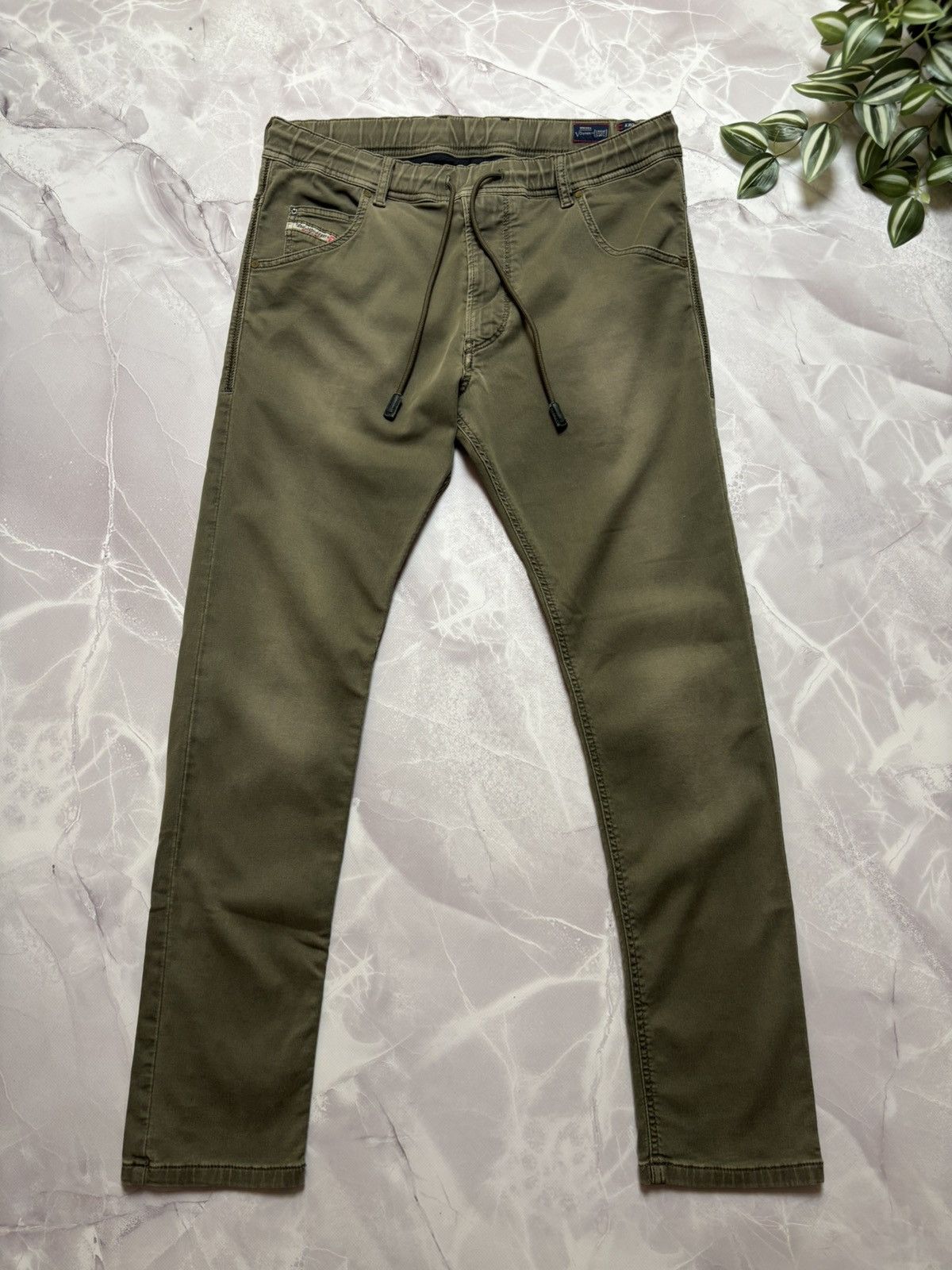 Diesel Diesel Krooley-Ne Jogg Jeans Sweatpants Khaki Green Mens 30 Size US 30 / EU 46 - 1 Thumbnail
