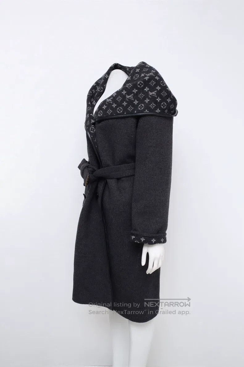 Louis Vuitton Louis Vuitton coat Size 4XL / US 24-26 - 8 Thumbnail