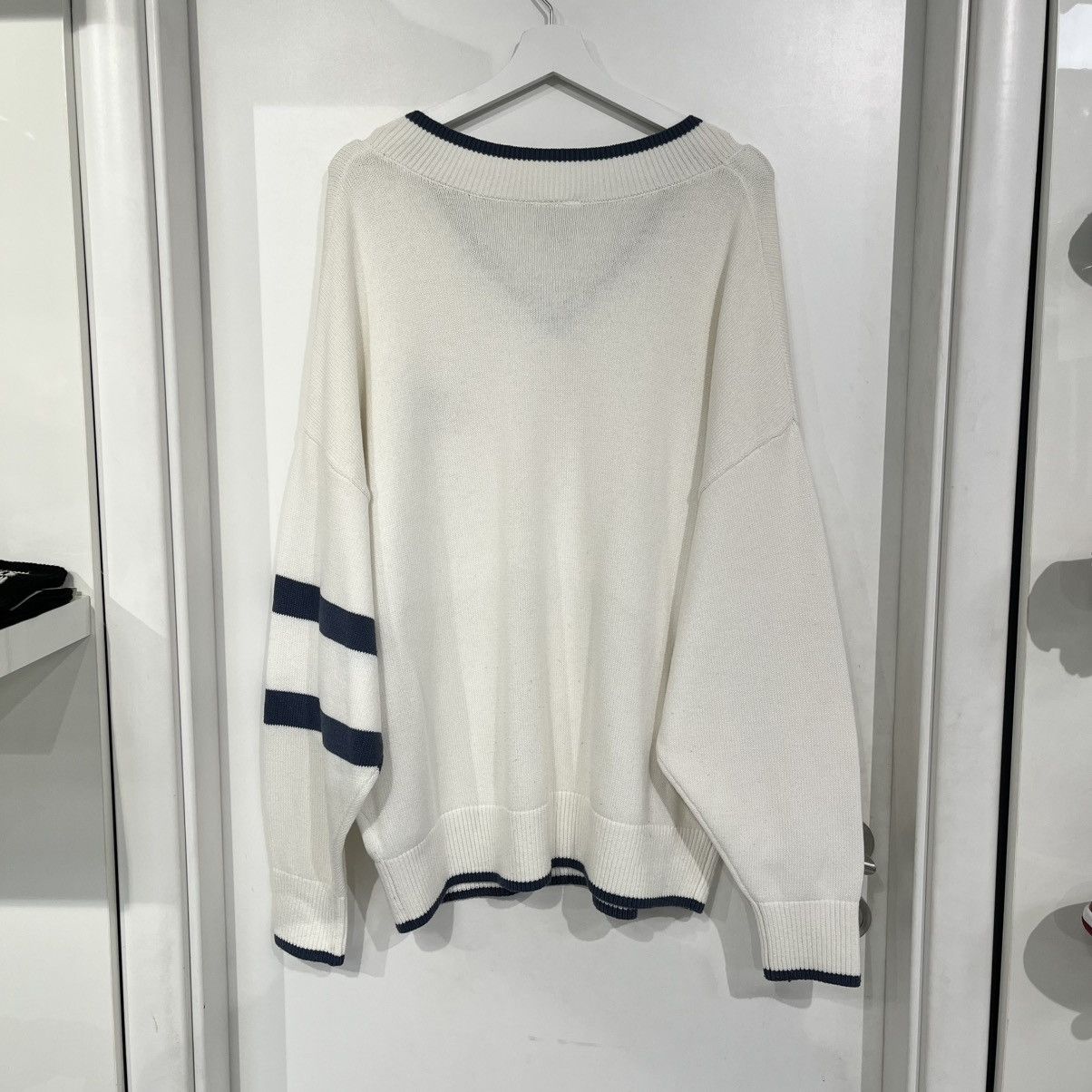 Nike Nike Sportswear Sweater White Size US L / EU 52-54 / 3 - 2 Thumbnail