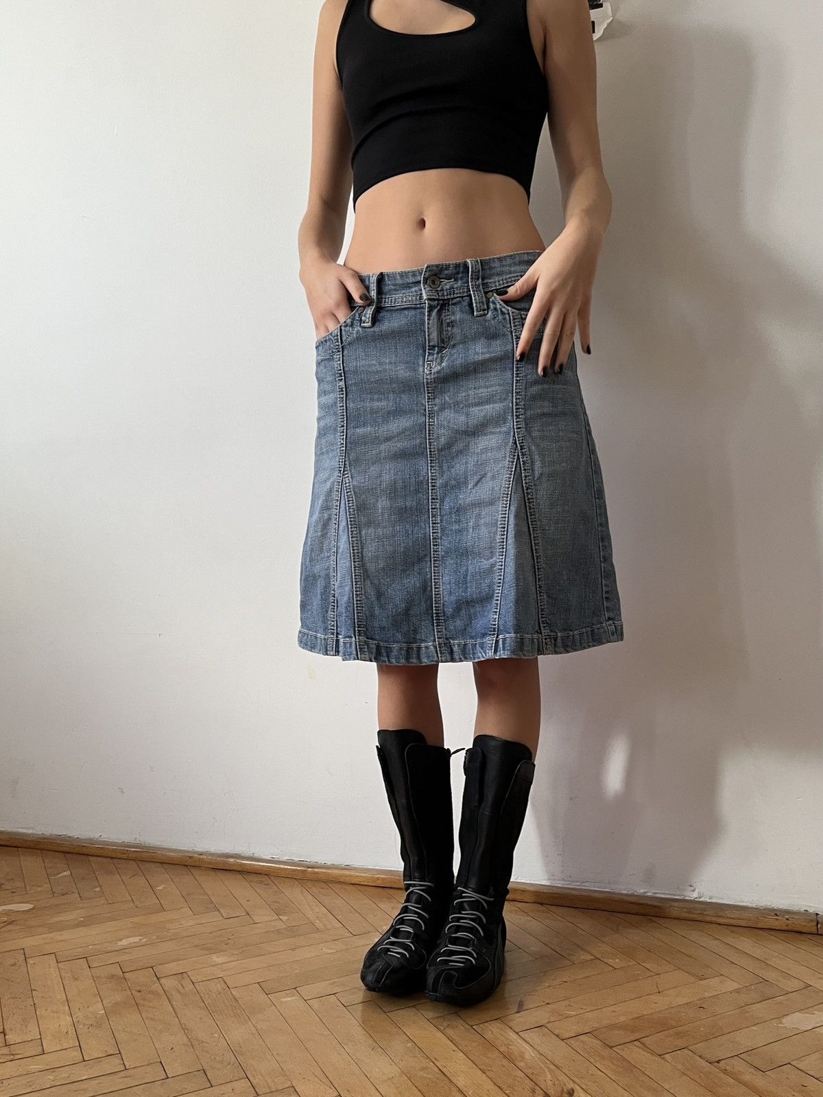 Vintage Vintage Denim y2k Mini Skirt Size 27" / US 4 / IT 40 - 2 Thumbnail
