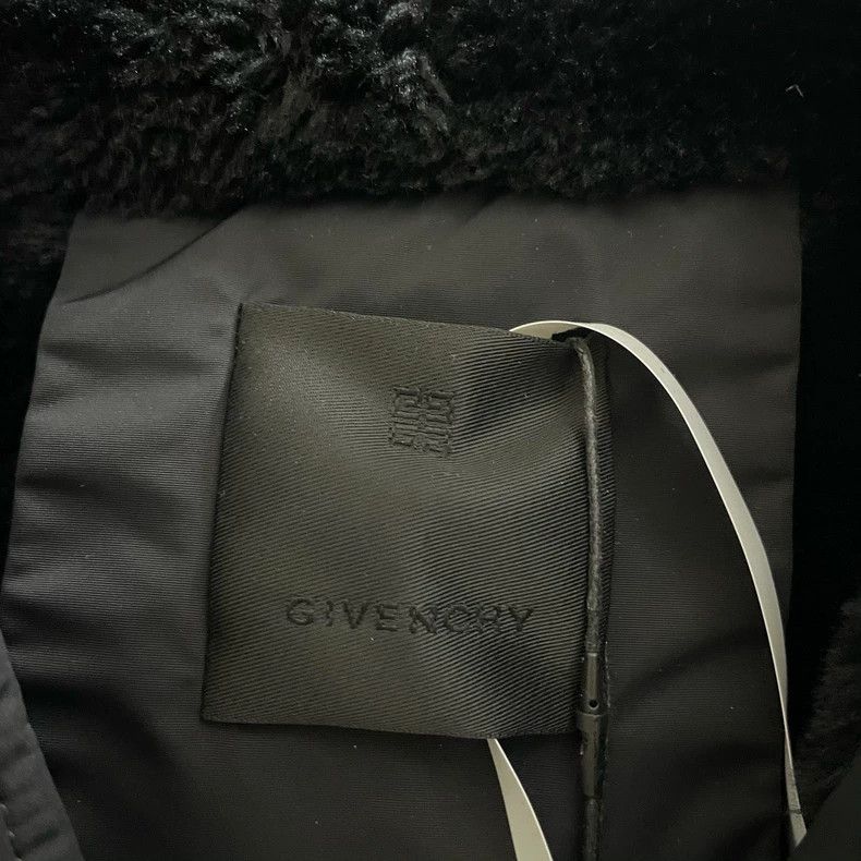 Givenchy Givenchy Black Graffiti Hooded Puffer Jacket 2506-Nextarro Size US M / EU 48-50 / 2 - 3 Thumbnail