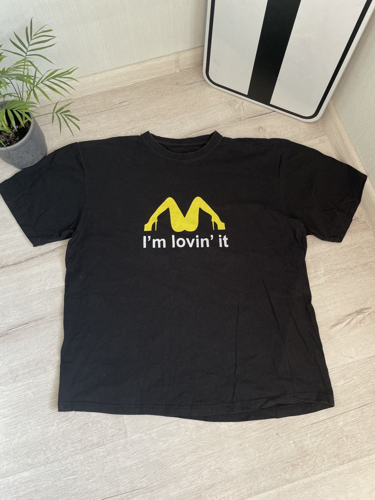 Japanese Brand × Sex Skateboards Vintage I’m Lovin’ it Comic T-shirt McDonalds Style Y2k Humo Size US XL / EU 56 / 4 - 4 Thumbnail
