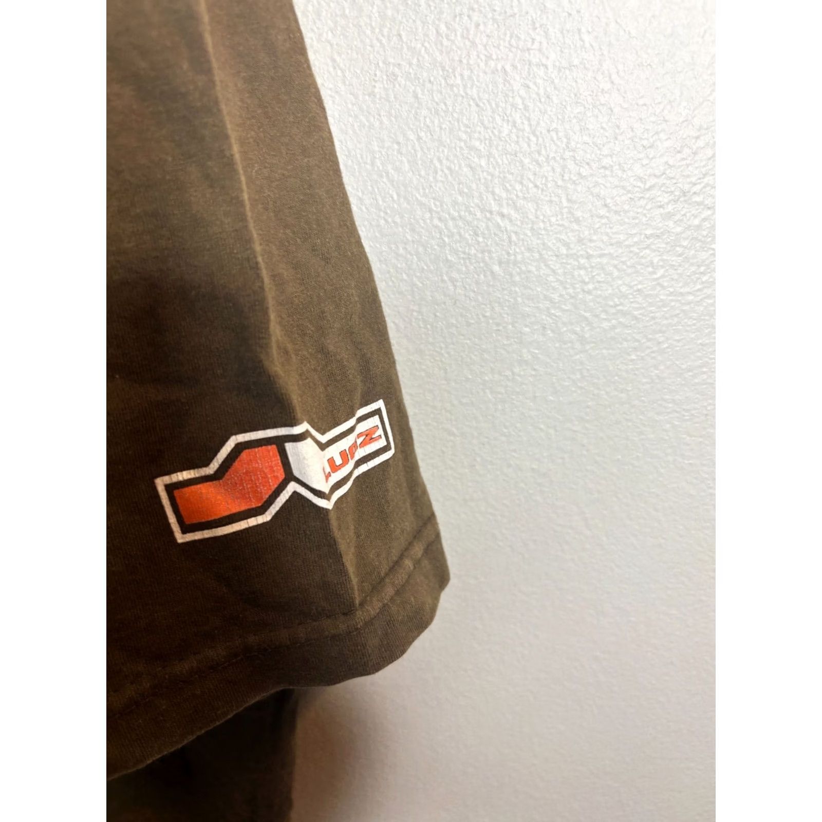 Lugz VINTAGE Lugz T-Shirt Mens XL Brown Hip Hop Logo 90s 5070 Jeans Style Patch Classic Cotton Crew Neck Short Sleeve Size US 36 / EU 52 - 3 Thumbnail