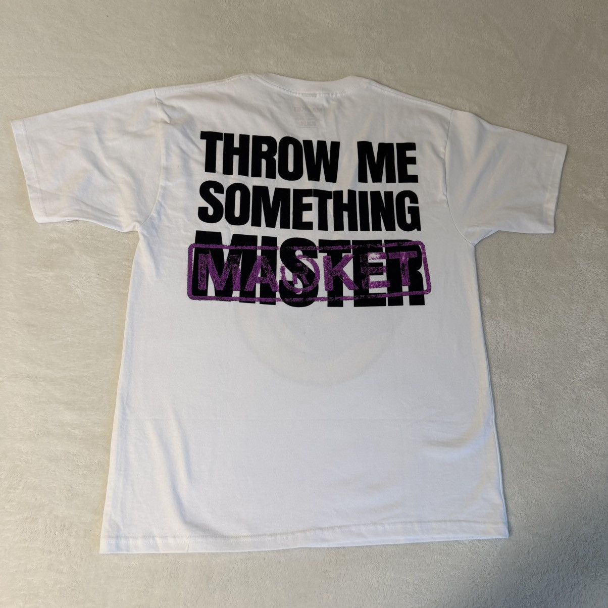 Market MARKET x POLITICS MARDI GRAS '25 graphic t-shirt Size US M / EU 48-50 / 2 - 3 Thumbnail