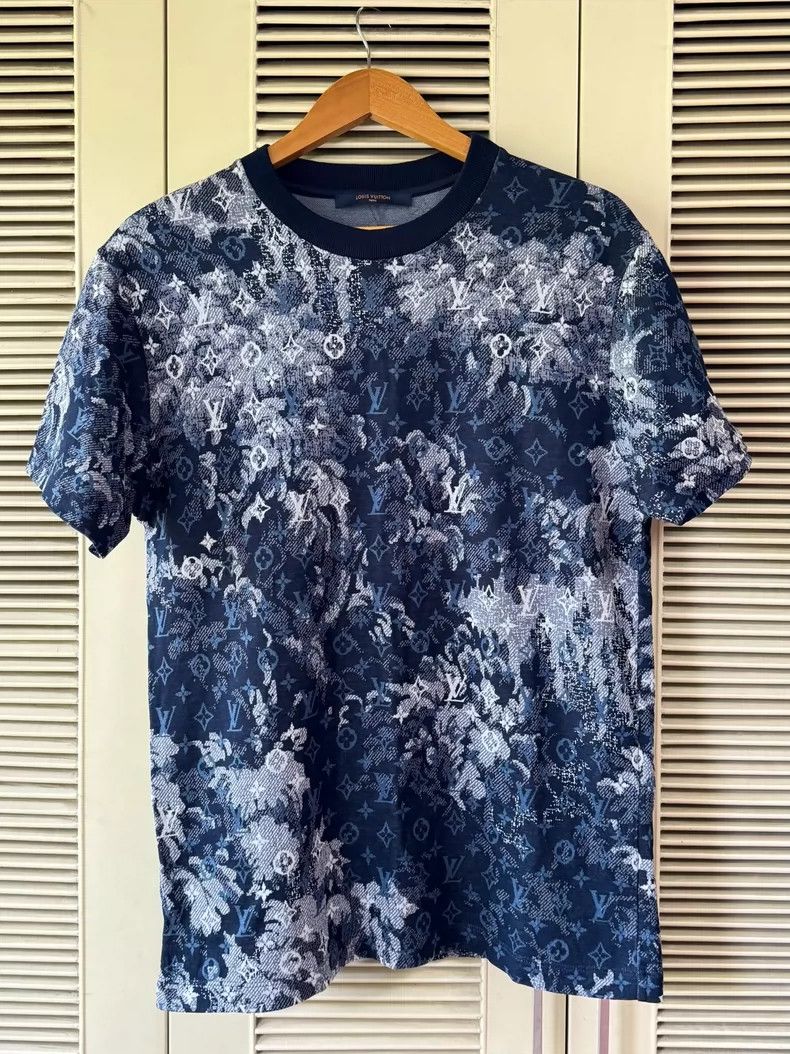 Louis Vuitton LOUIS VUITTON short sleeves Size US S / EU 44-46 / 1 - 1 Thumbnail