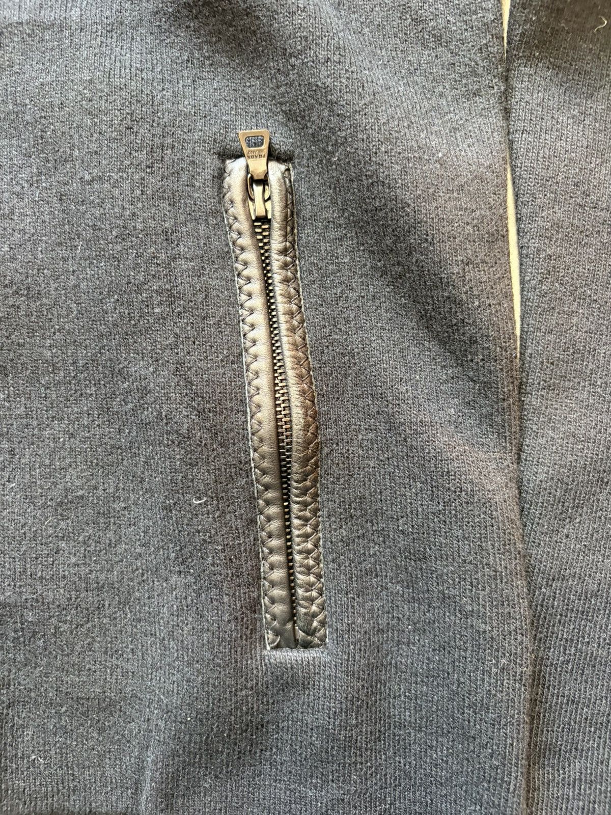 Prada Cashmere Wool blend Prada zip cardigan Size US L / EU 52-54 / 3 - 6 Thumbnail