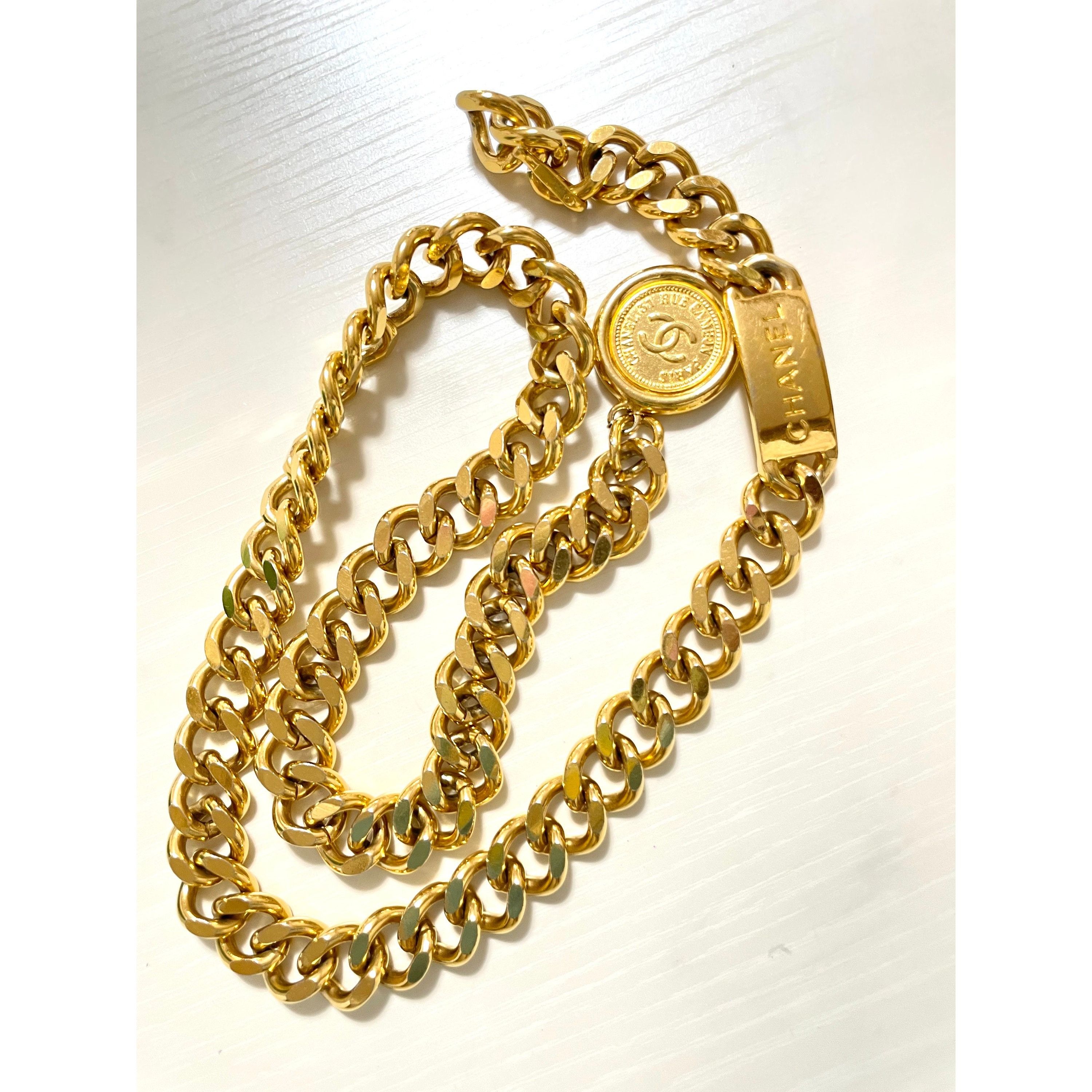 Chanel Vintage CHANEL golden thick chain belt with a CC charm Size ONE SIZE - 1 Thumbnail