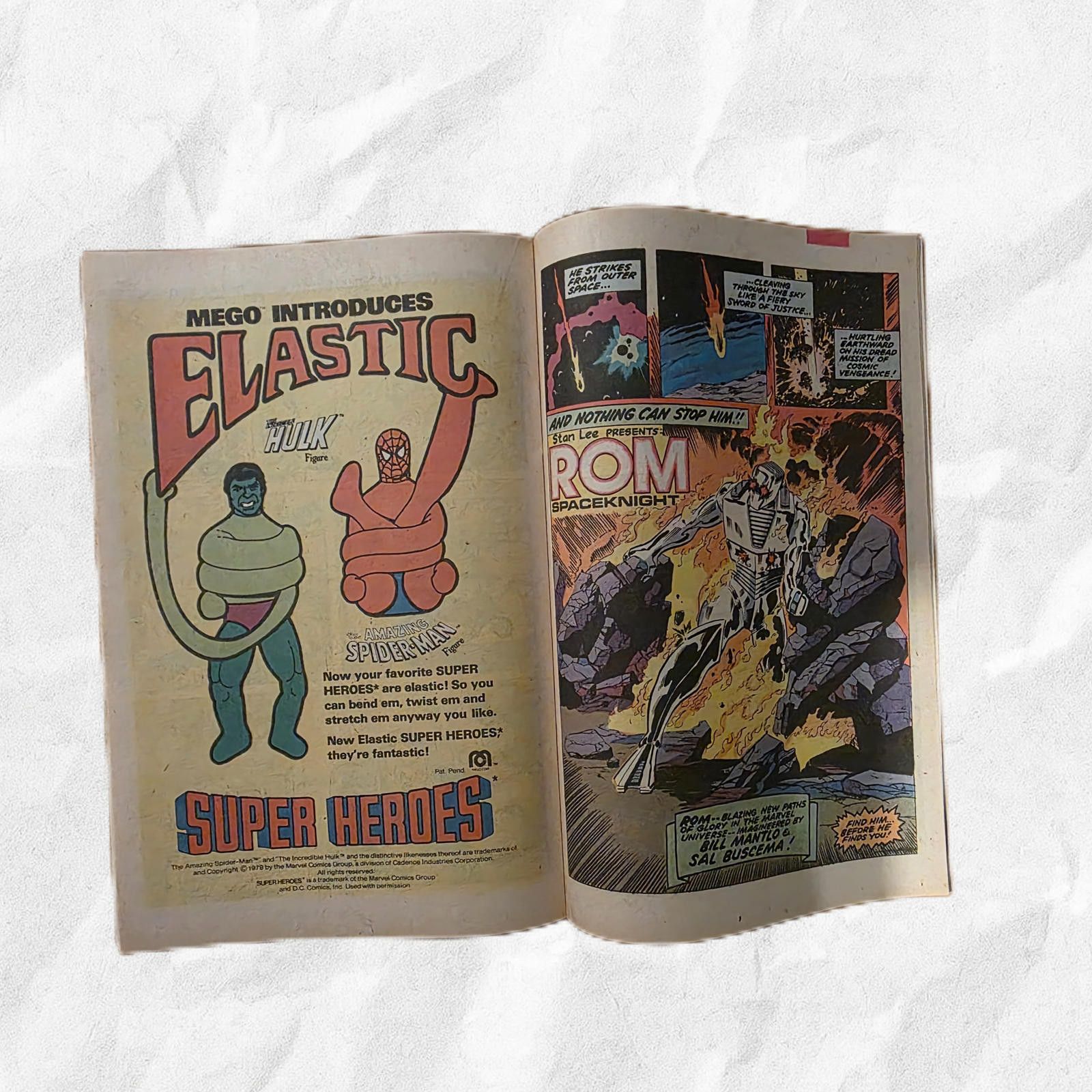 Marvel Comics Marvel Spotlight #4 VF 1980 UK Price Captain Marvel Comic C Size ONE SIZE - 5 Thumbnail