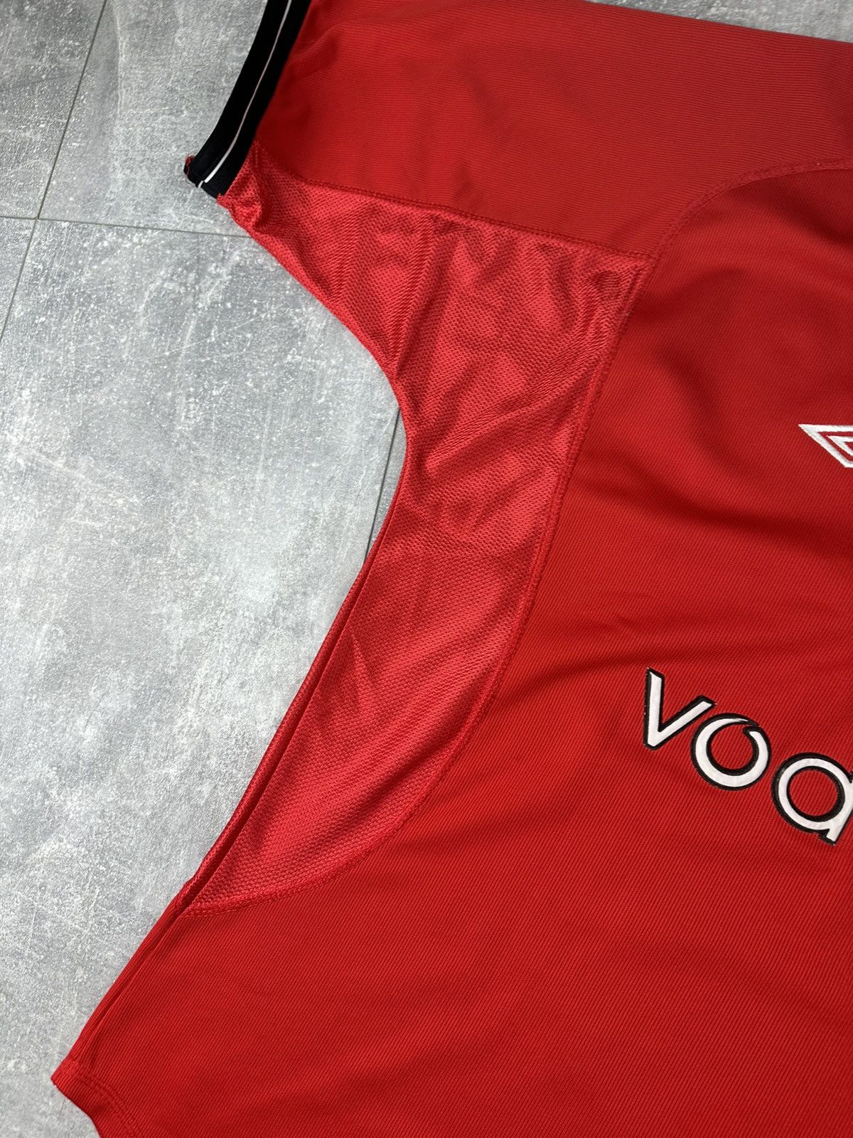 Other Manchester United 2000/02 Home Soccer Football Retro Jersey Size US XL / EU 56 / 4 - 10 Thumbnail