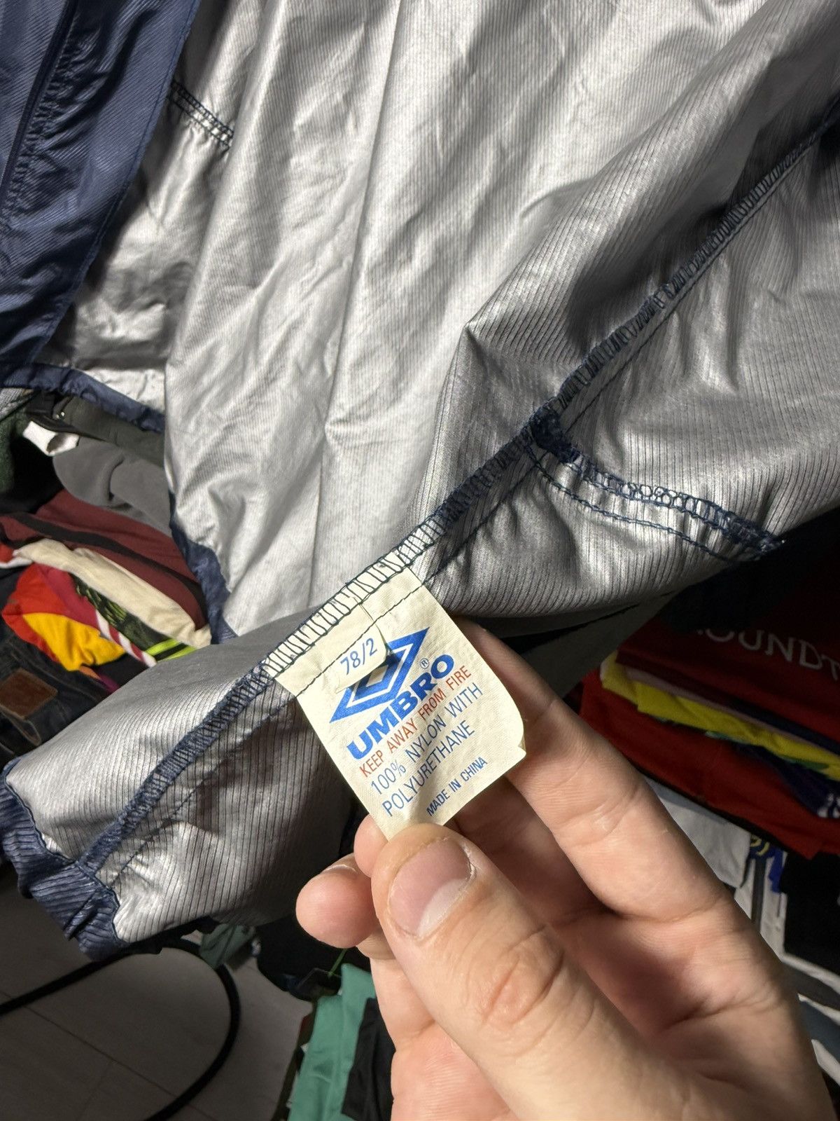 Umbro Umbro Vintage Windbreaker Jacket Navy Y2K Track Jacket Zip Size US M / EU 48-50 / 2 - 14 Thumbnail