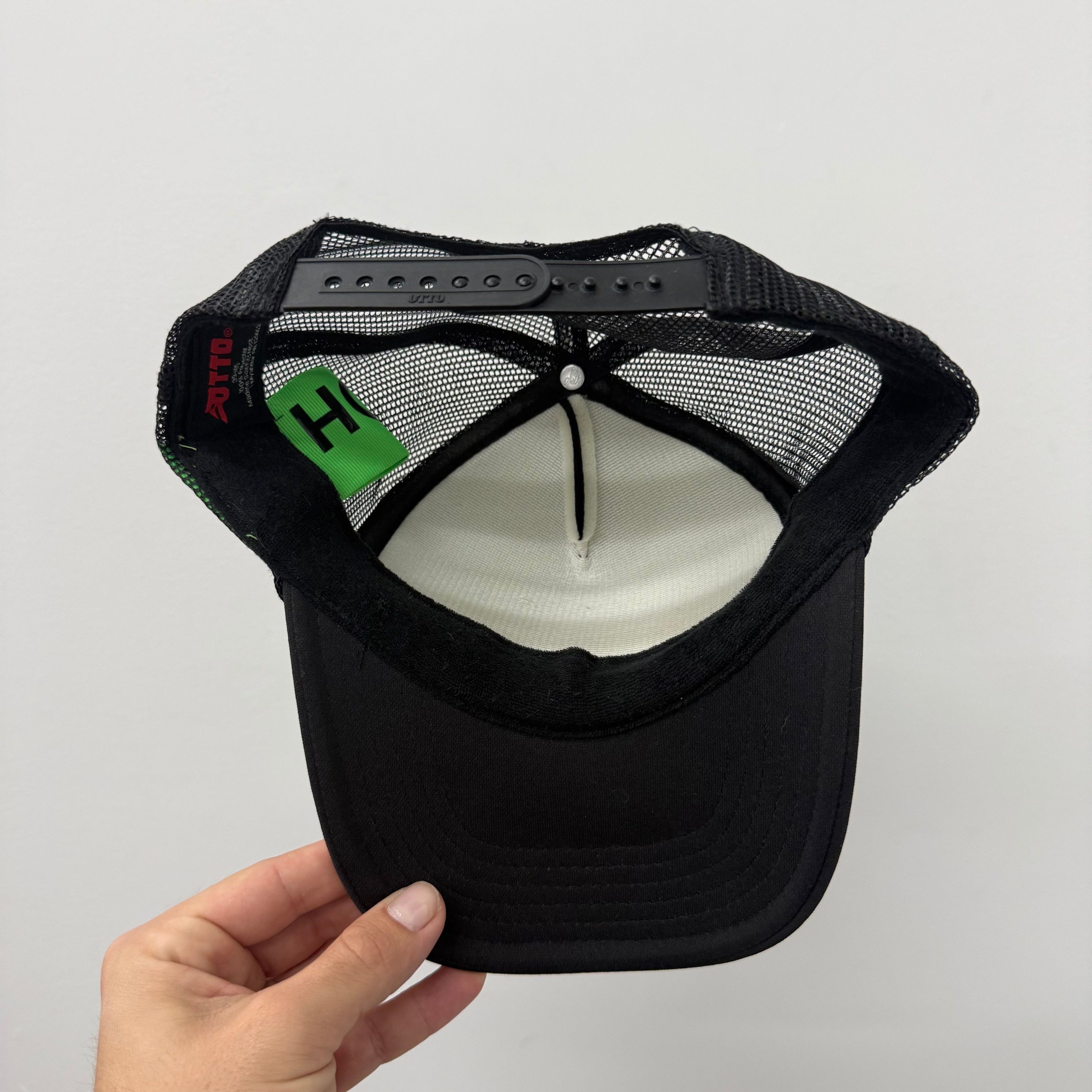 Virgil Abloh Virgil Abloh Brooklyn Museum Trucker Hat Size ONE SIZE - 4 Thumbnail