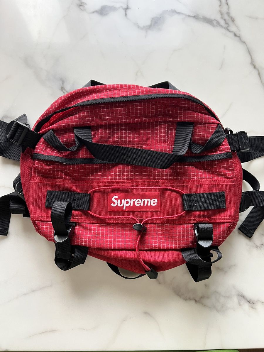 Supreme Mesh Mini Pouch レッド 新品 Supreme Mesh Mini Pouch (SS25) - $30