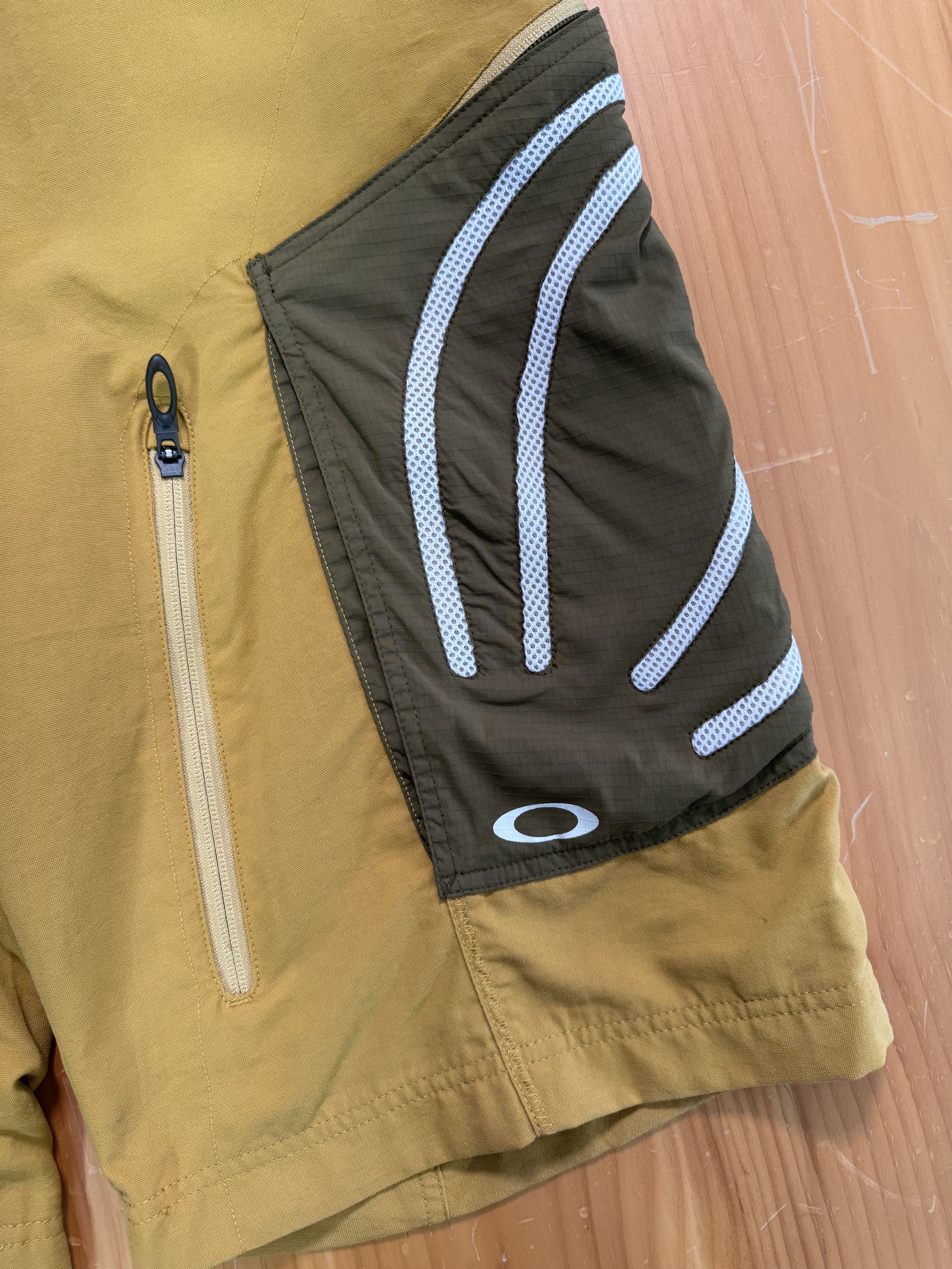 Oakley Oakley MTB Shorts Vintage Size US 36 / EU 52 - 2 Thumbnail