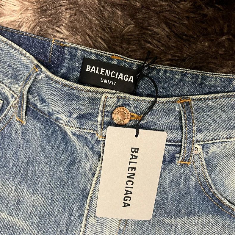 Balenciaga Balenciaga size XS Tomorrowland's Double Camo Bull King Size US 27 - 3 Thumbnail