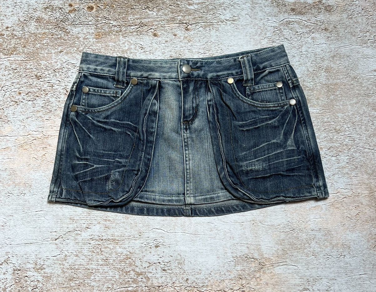 Japanese Brand × Vintage Vintage Japanese denim cargo mini skirt Size 28" / US 6 / IT 42 - 1 Thumbnail