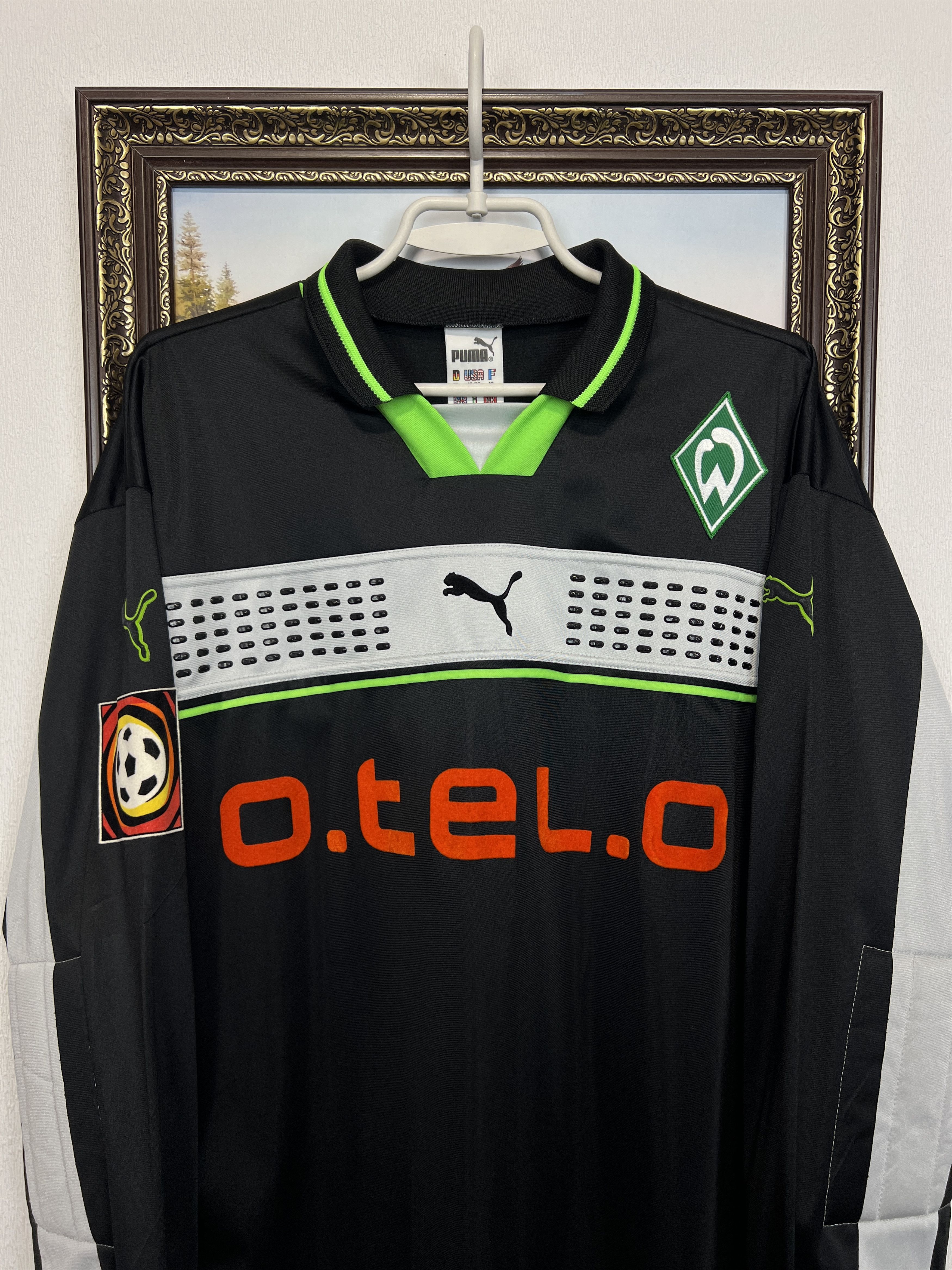 Puma Werder Bremen Goalkeeper football shirt Signed Rost Jerse Size US XL / EU 56 / 4 - 2 Thumbnail