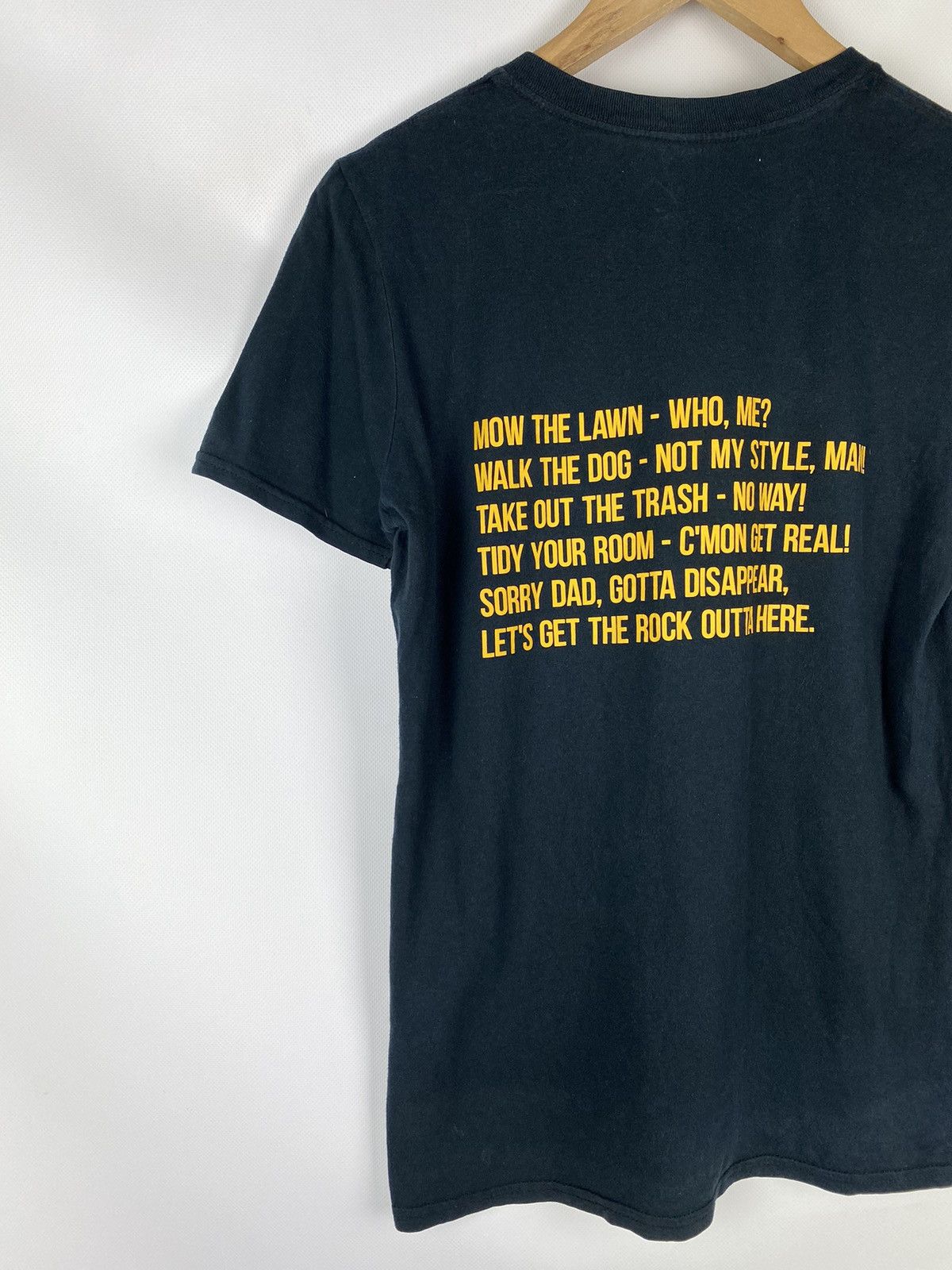 Band Tees Def Leppard vintage Do You Wanna Get Rocked Band T Shirt Size US S / EU 44-46 / 1 - 12 Thumbnail