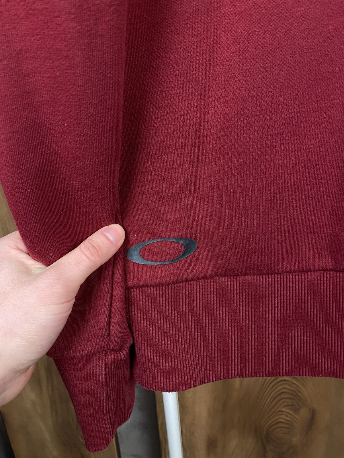 Oakley ⛰️Hoodie Oakley Big Overprint Logo Tee⛰️ Size US XL / EU 56 / 4 - 11 Thumbnail