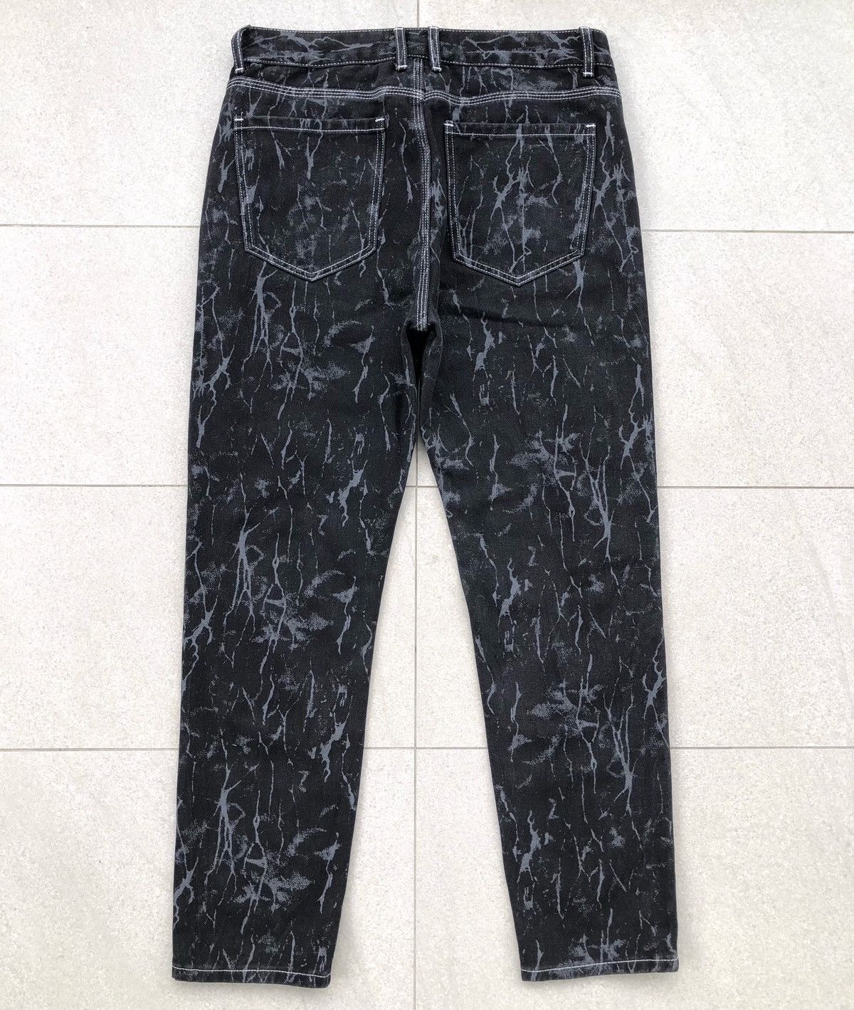 Japanese Brand Japanese Black Bone Print Zipper-Pocketed Casual Punk Jeans Size US 36 / EU 52 - 9 Thumbnail