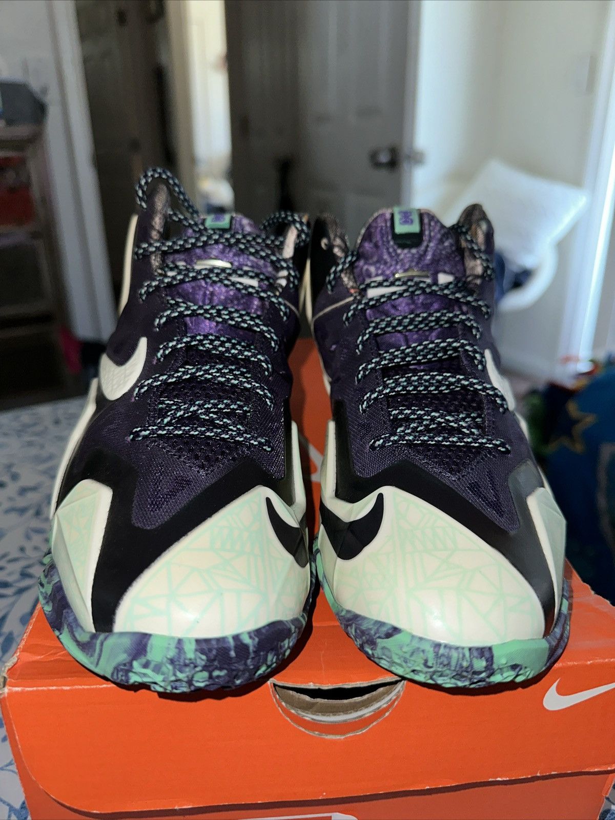 Nike LEBRON XI ALL-STAR SIZE 4Y (GS) Size US 5.5 / IT 35.5 - 3 Thumbnail