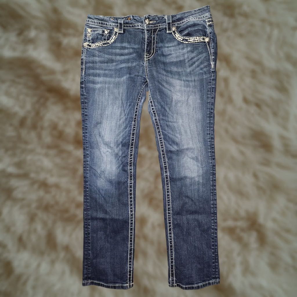 Miss Me Miss Me Jeans Womens 31 Blue Low-Rise Cropped Embellished Pockets JEB110EC Denim Rhinestone Embroidered 5-Pocket Jeans Womens Size 24" / US 00 / IT 34 - 1 Thumbnail