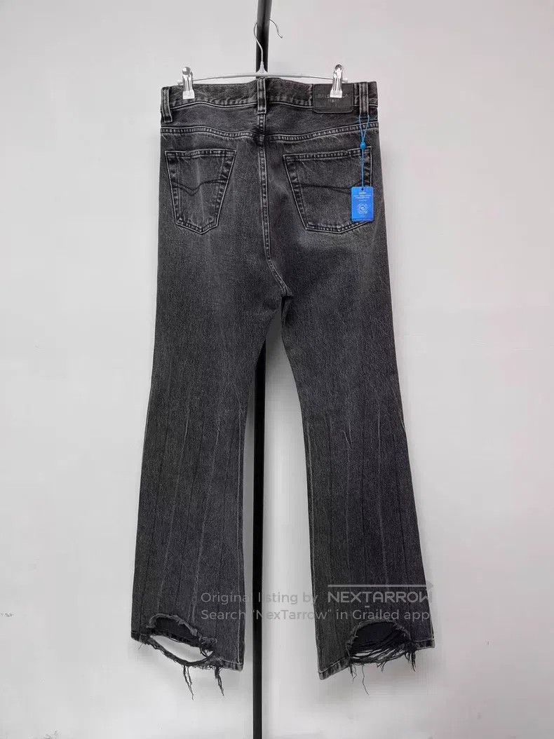Balenciaga Balenciaga size XS Flare Jeans Size US 27 - 2 Thumbnail