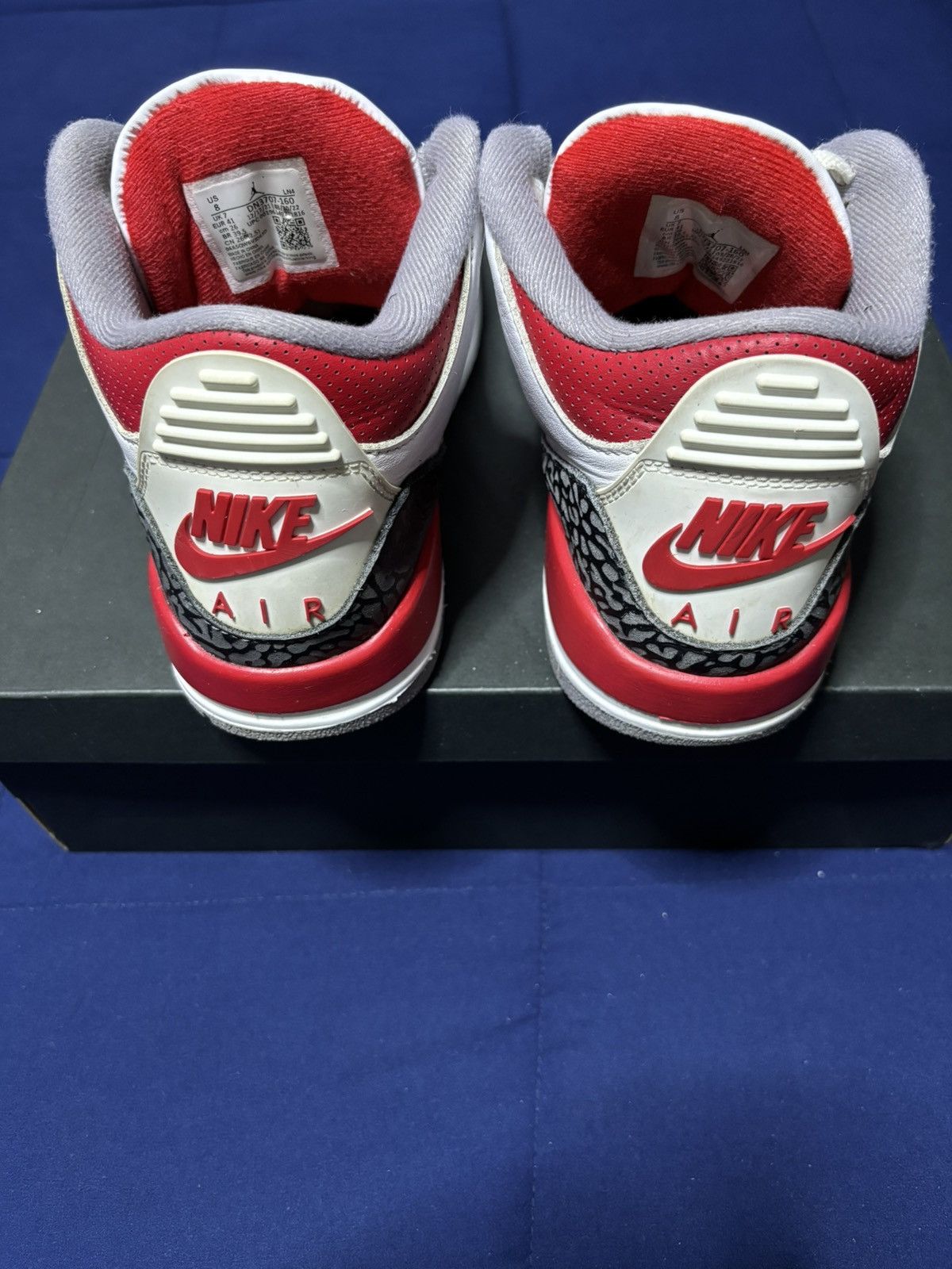 Jordan Brand Jordan 3 Retro Fire Red 2022 Size 8 Size US 8 / EU 41 - 4 Thumbnail