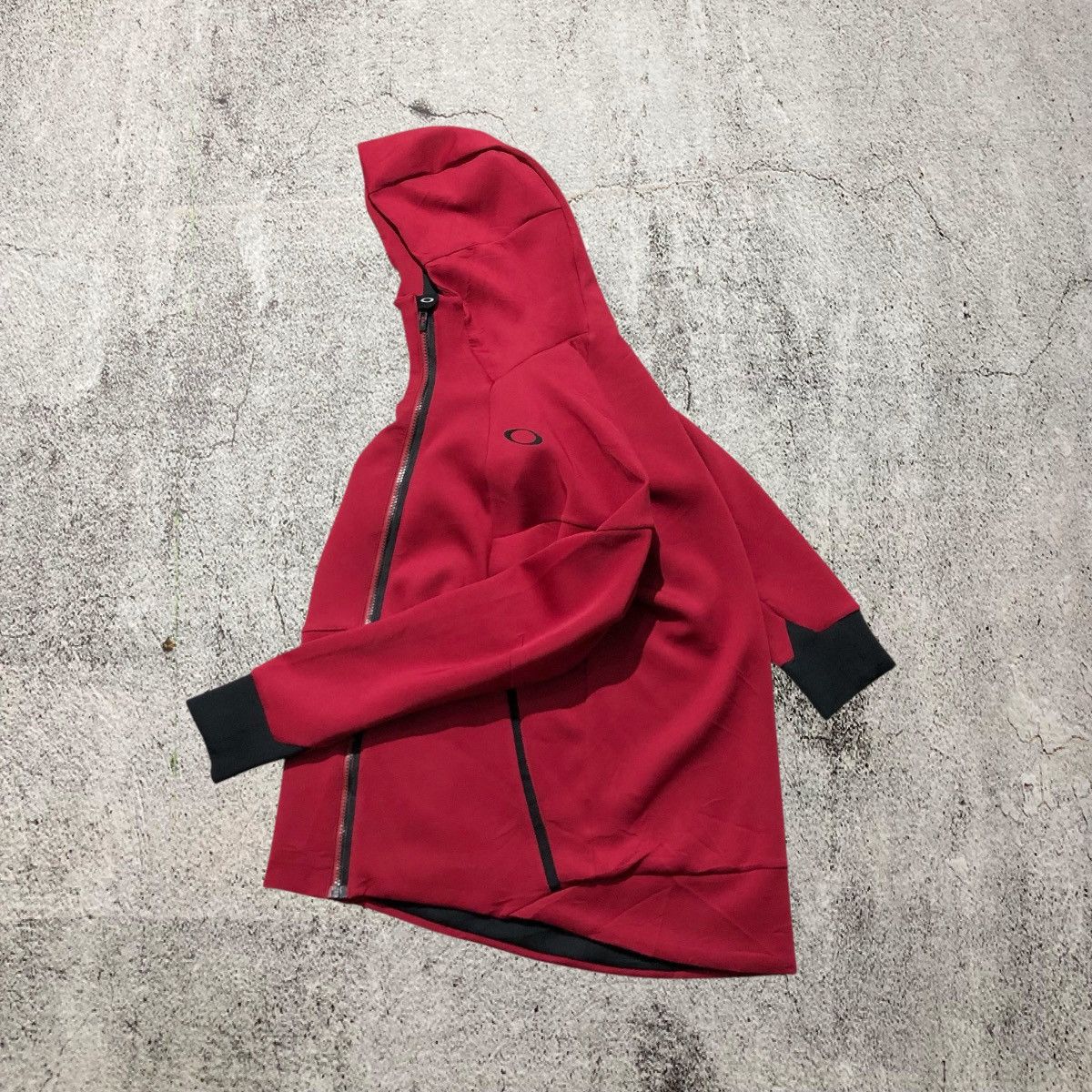 Oakley 2000s Oakley Logo Outdoor Tech Softshell Jacket Ziphoodie Size US L / EU 52-54 / 3 - 2 Thumbnail