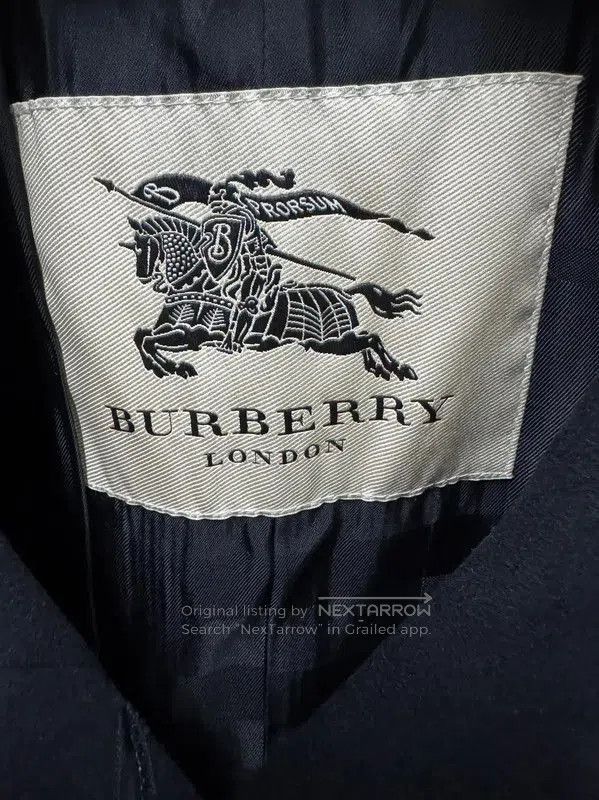 Burberry Burberry Women's Long Wool Coat in Black. Size XS / US 0-2 / IT 36-38 - 3 Thumbnail