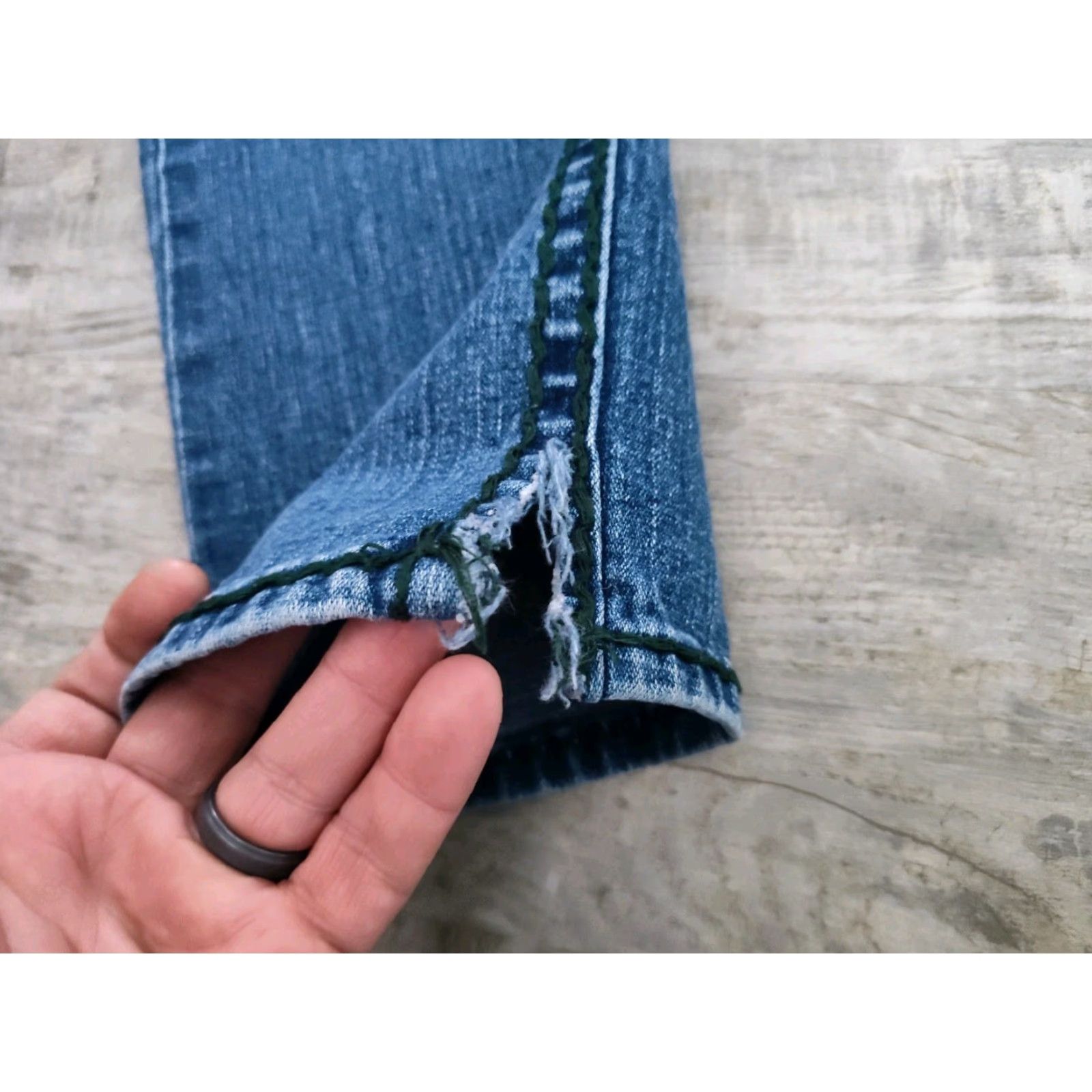 True Religion VINTAGE True Religion Jeans Green Stitch Low Rise Straight Women’s 26 Blue USA Made Size 26" / US 2 / IT 38 - 3 Thumbnail