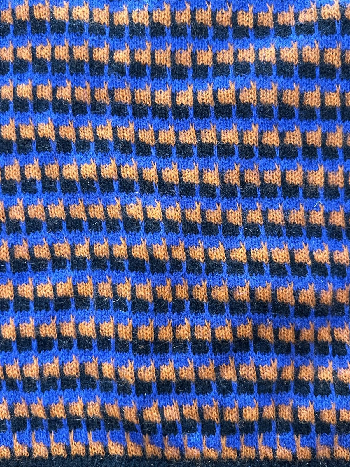 Bernhard Willhelm Bernhard Willhelm 2006 attached scarf sweater Size US M / EU 48-50 / 2 - 4 Thumbnail