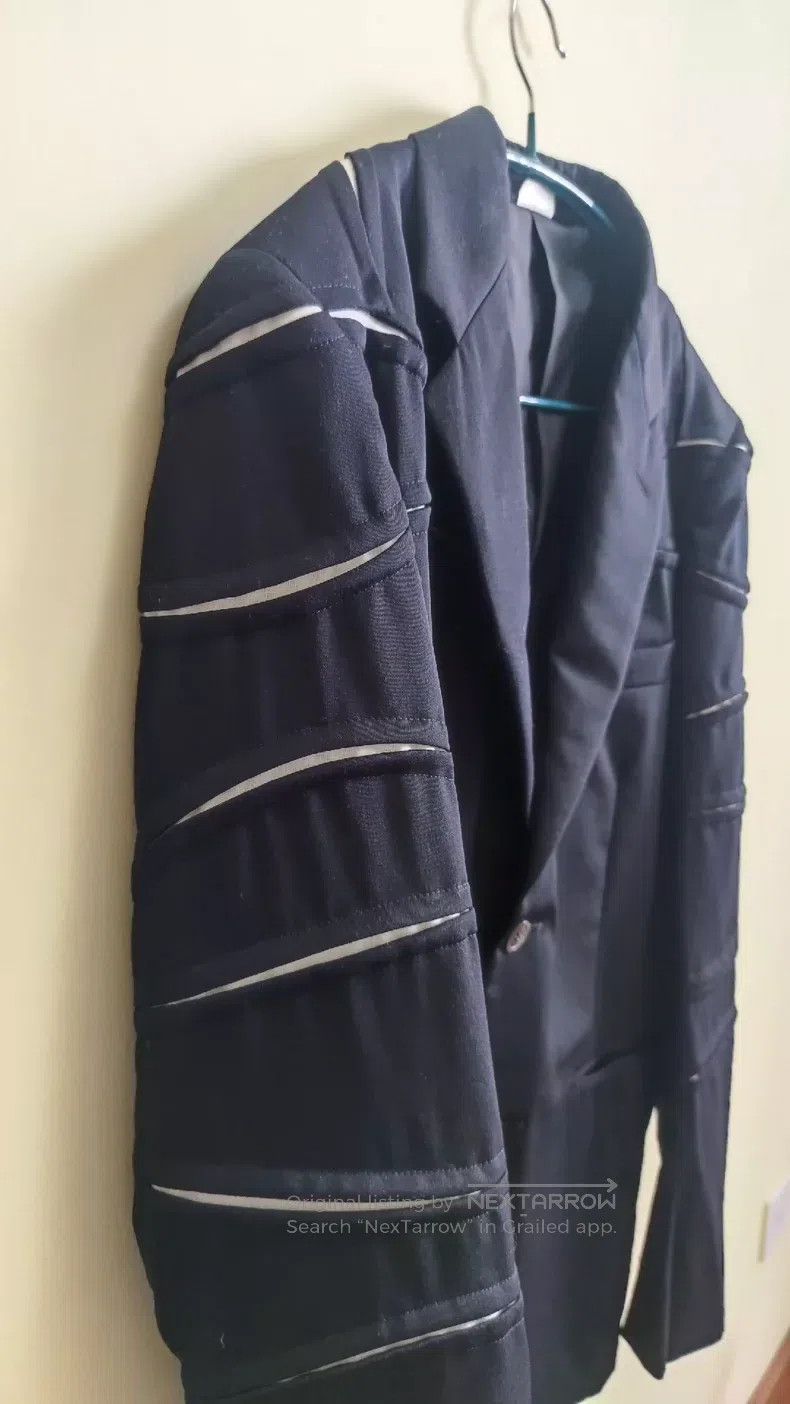 Comme des Garcons Comme Des Garcons Cut-out Black Blazer, Size M Size US M / EU 48-50 / 2 - 5 Thumbnail