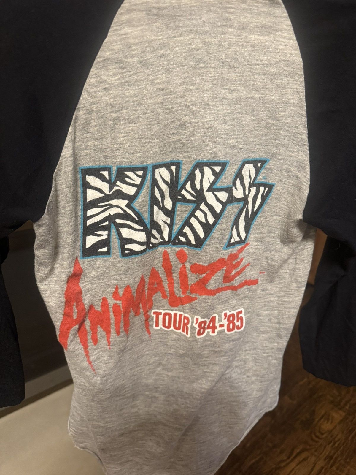 Other Vintage 84’-85’ KISS Animalize U.S tour raglan T Size US M / EU 48-50 / 2 - 7 Thumbnail