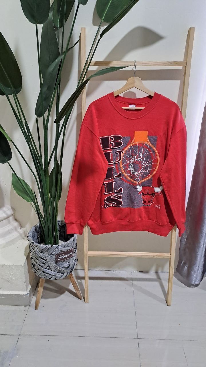 Vintage 90s Chicago Bulls Sweatshirt