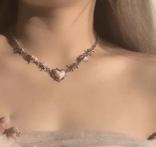 Jewelry Pink Thorns Love Heart Necklace Size ONE SIZE - 1 Thumbnail