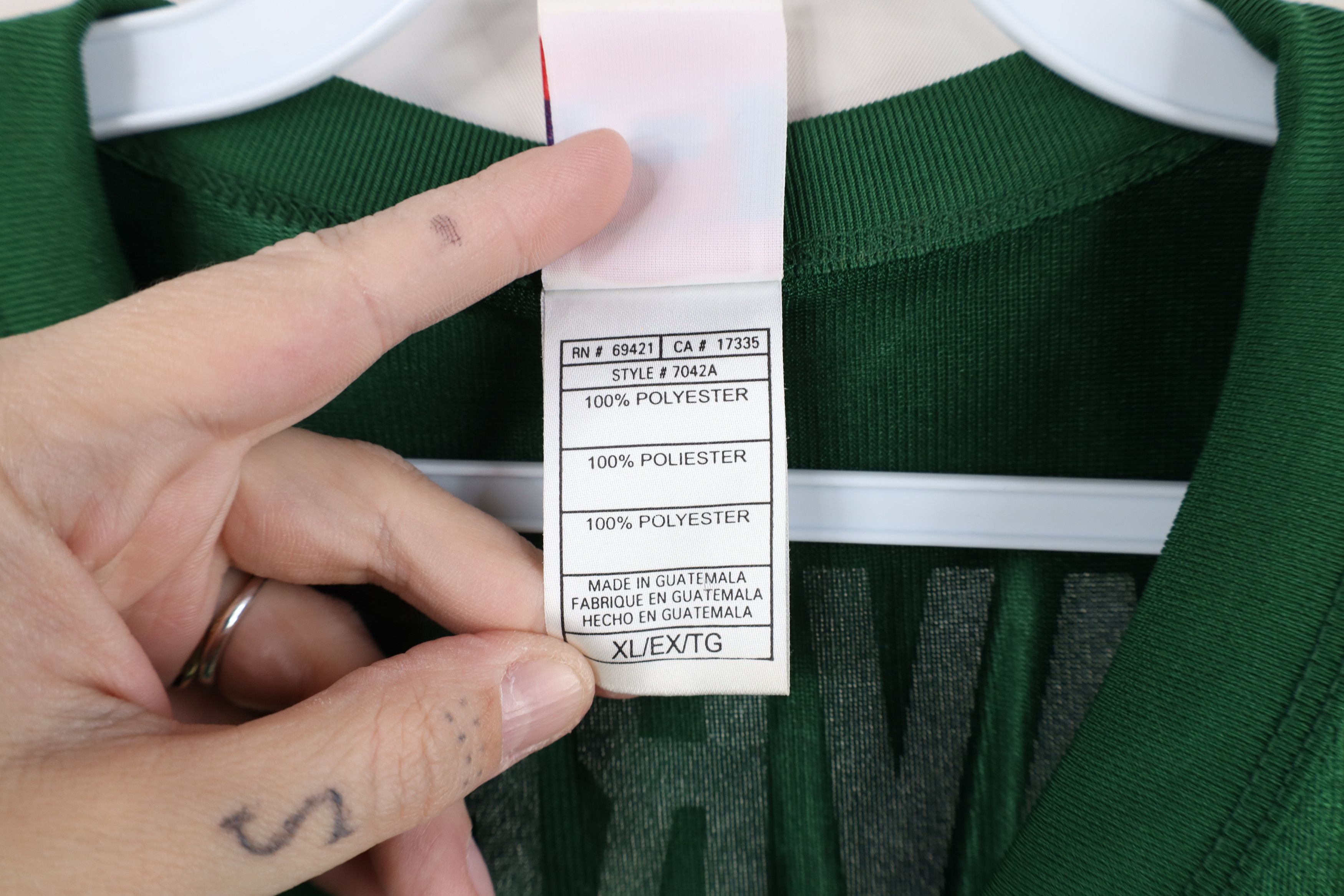 Vintage Vintage 90s Green Bay Packers Football Jersey Green #4 Size US XL / EU 56 / 4 - 11 Thumbnail