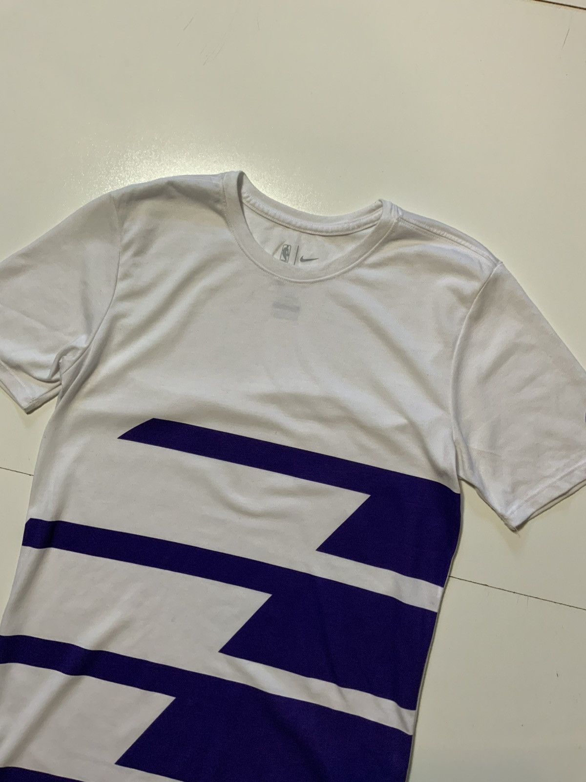 Nike Nike Dri Fit Los Angeles Lakers DNA NBA Basketball T-Shirt Size US S / EU 44-46 / 1 - 3 Thumbnail