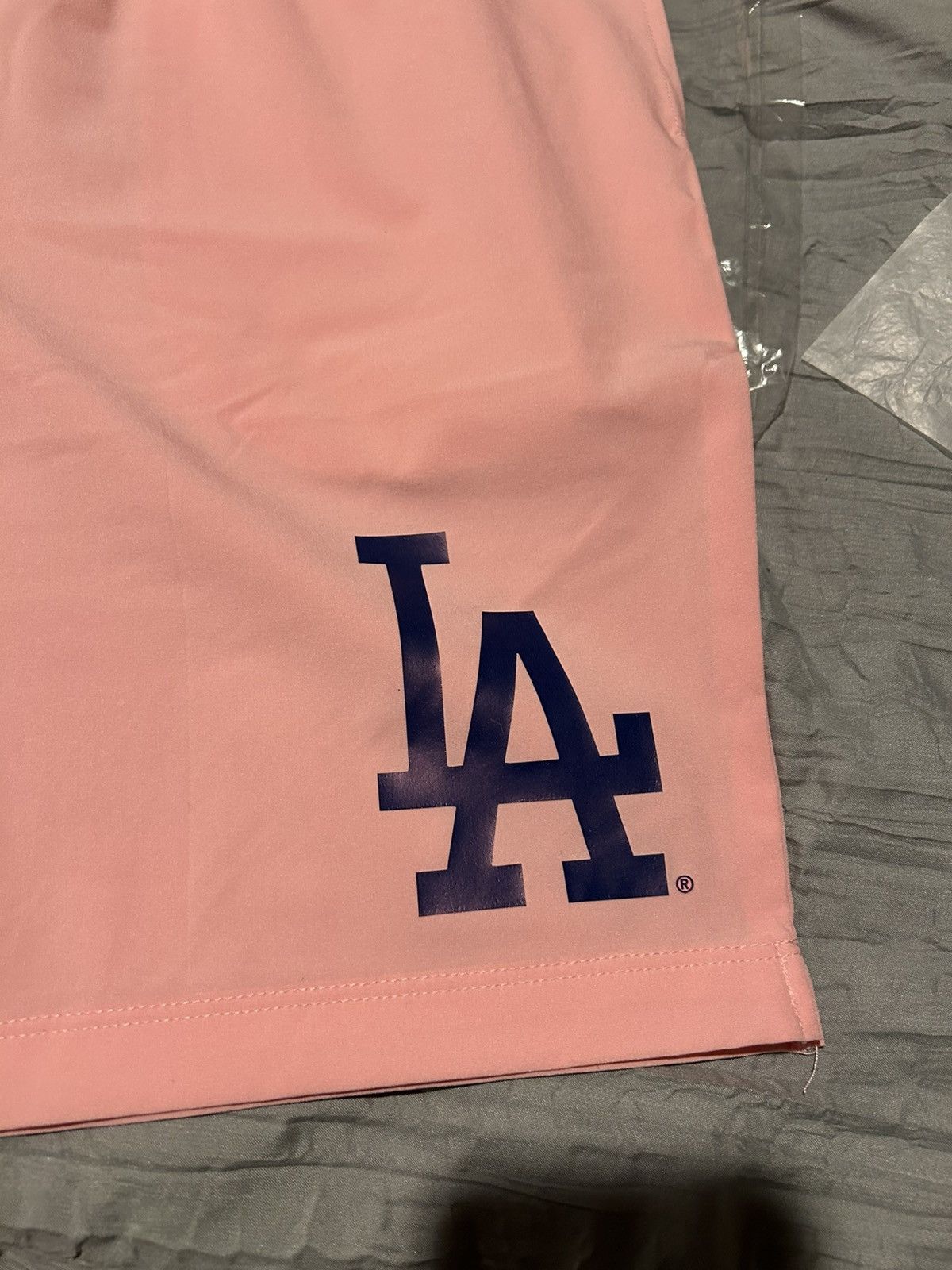 MLB × New Era New Era x MLB x Dodgers shorts Size US 34 / EU 50 - 3 Thumbnail