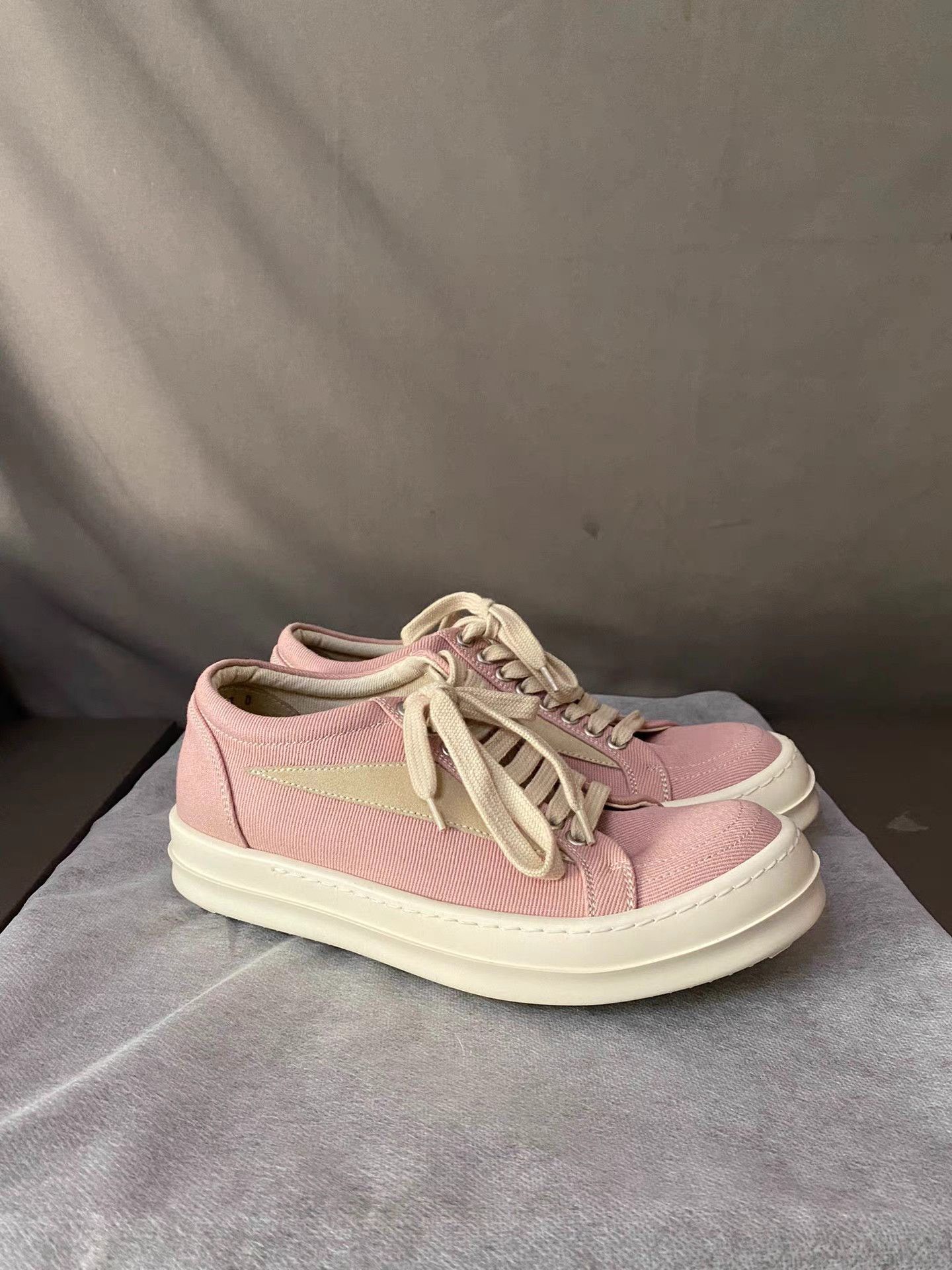 Rick Owens Rick Owens DRKSHDW Pink Geobasket Size US 7 / IT 37 - 2 Thumbnail