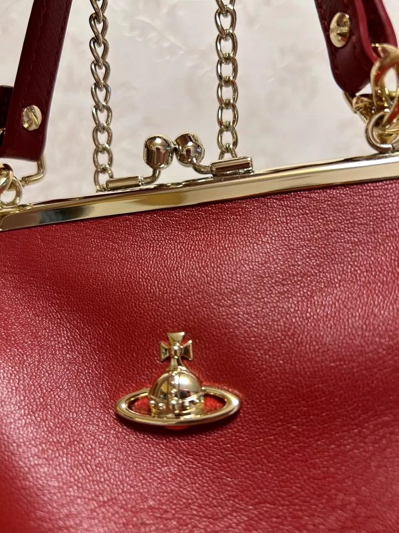 Vivienne Westwood Vivienne Westwood size os Classic red gold buckskin purse Size ONE SIZE - 4 Thumbnail