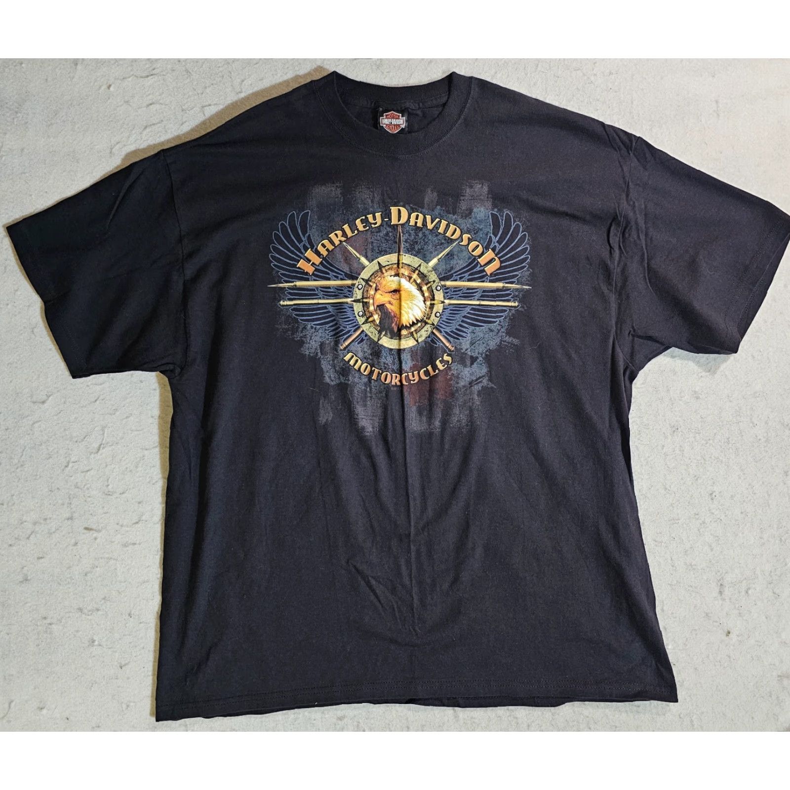 Harley Davidson VINTAGE Harley-Davidson T-Shirt Men 2XL Black Short Sleeve Crew Neck HD Cape Fear Fayetteville NC 2000s Vintage Size US XXL / EU 58 / 5 - 2 Thumbnail