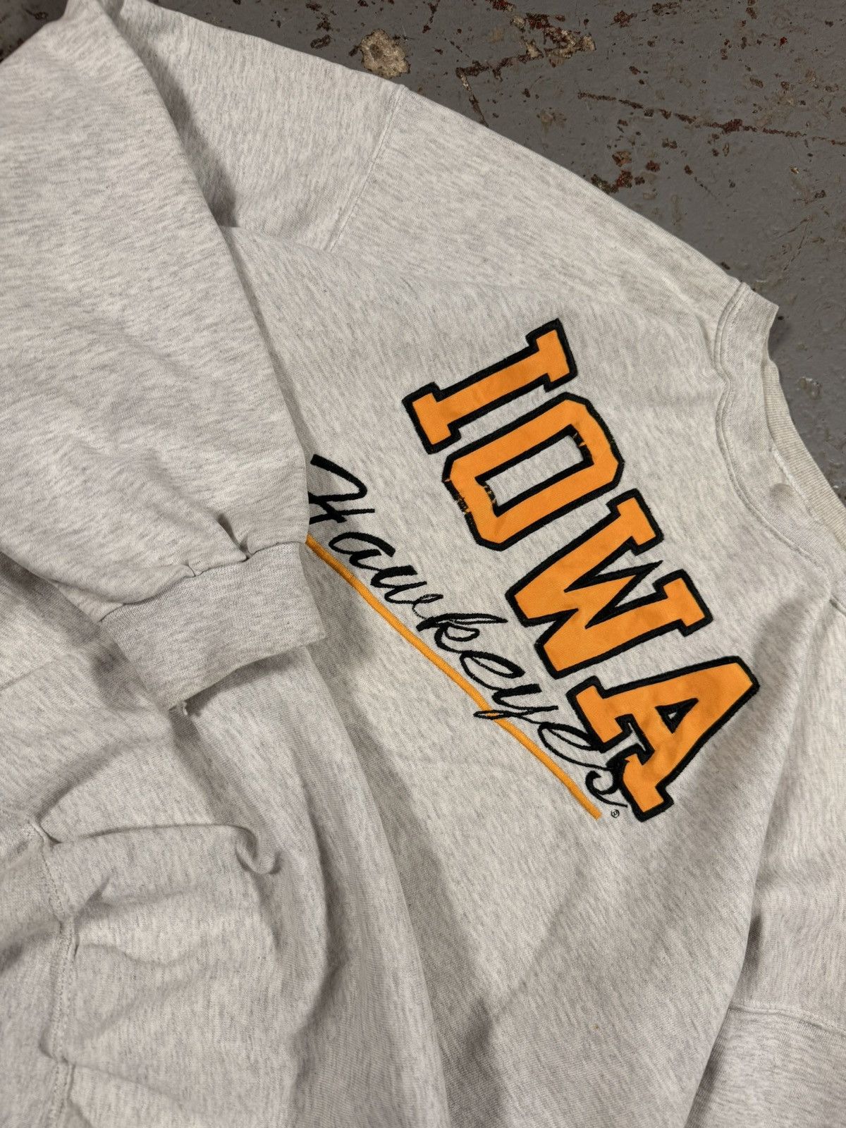 NCAA Vintage Iowa State Hawkeyes Distressed Crewneck Size US XL / EU 56 / 4 - 3 Thumbnail