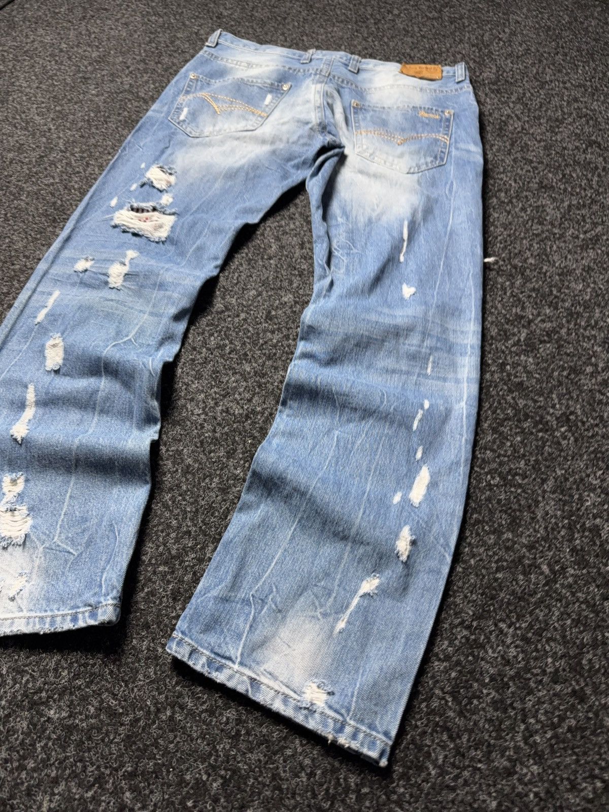 Le Grande Bleu (L.G.B.) Y2K Distressed Japanese Biker Denim Jeans Destroyed Punk Size US 34 / EU 50 - 8 Thumbnail