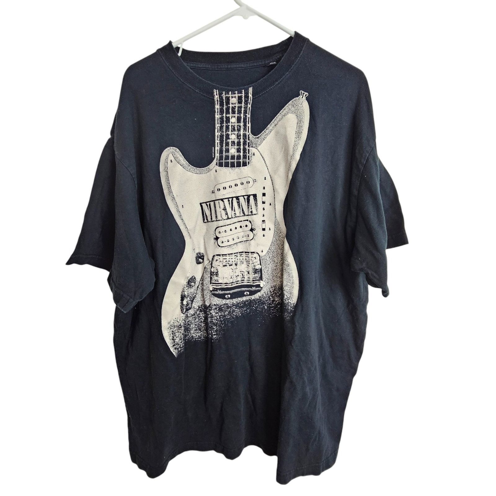 Nirvana Nirvana Mens Guitar Band Tee Graphic T-Shirt Size 2X Casual Size US XXL / EU 58 / 5 - 1 Thumbnail