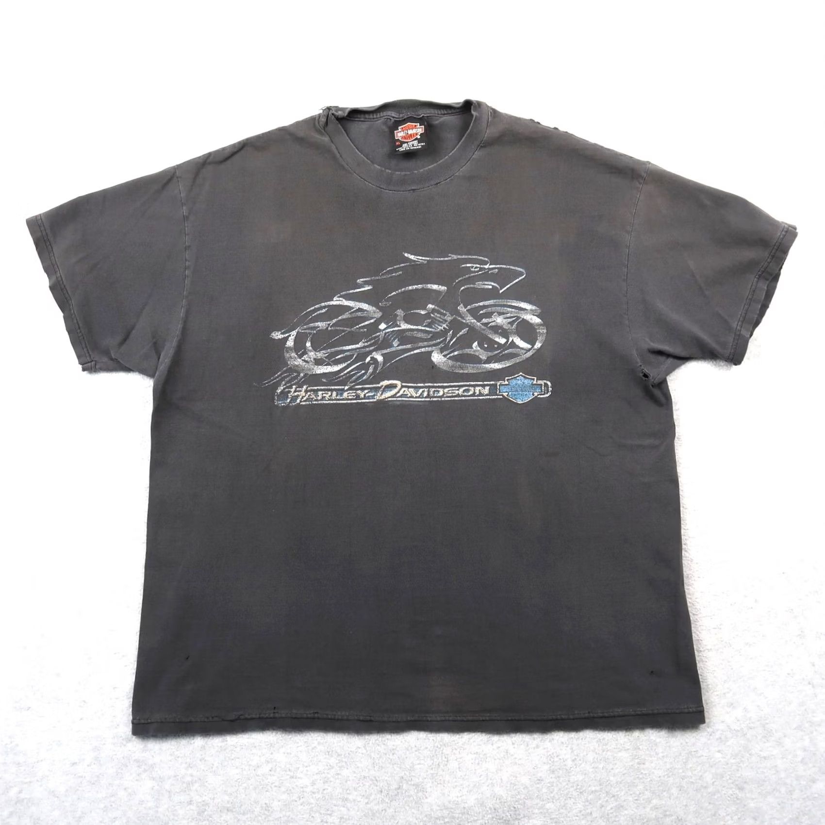 Harley Davidson VINTAGE Harley-Davidson Eagle XL Grunge T Shirt Short Sleeve Fade Black Men's XL Graphic Print 2000s USA Biker Rock Retro Yellow? Size US XL / EU 56 / 4 - 2 Thumbnail