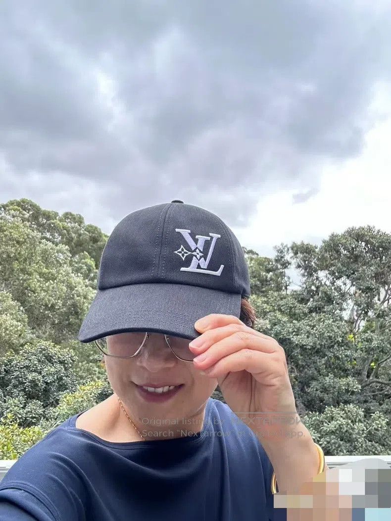 Louis Vuitton Louis Vuitton Black logo embroidered baseball cap Size ONE SIZE - 3 Thumbnail