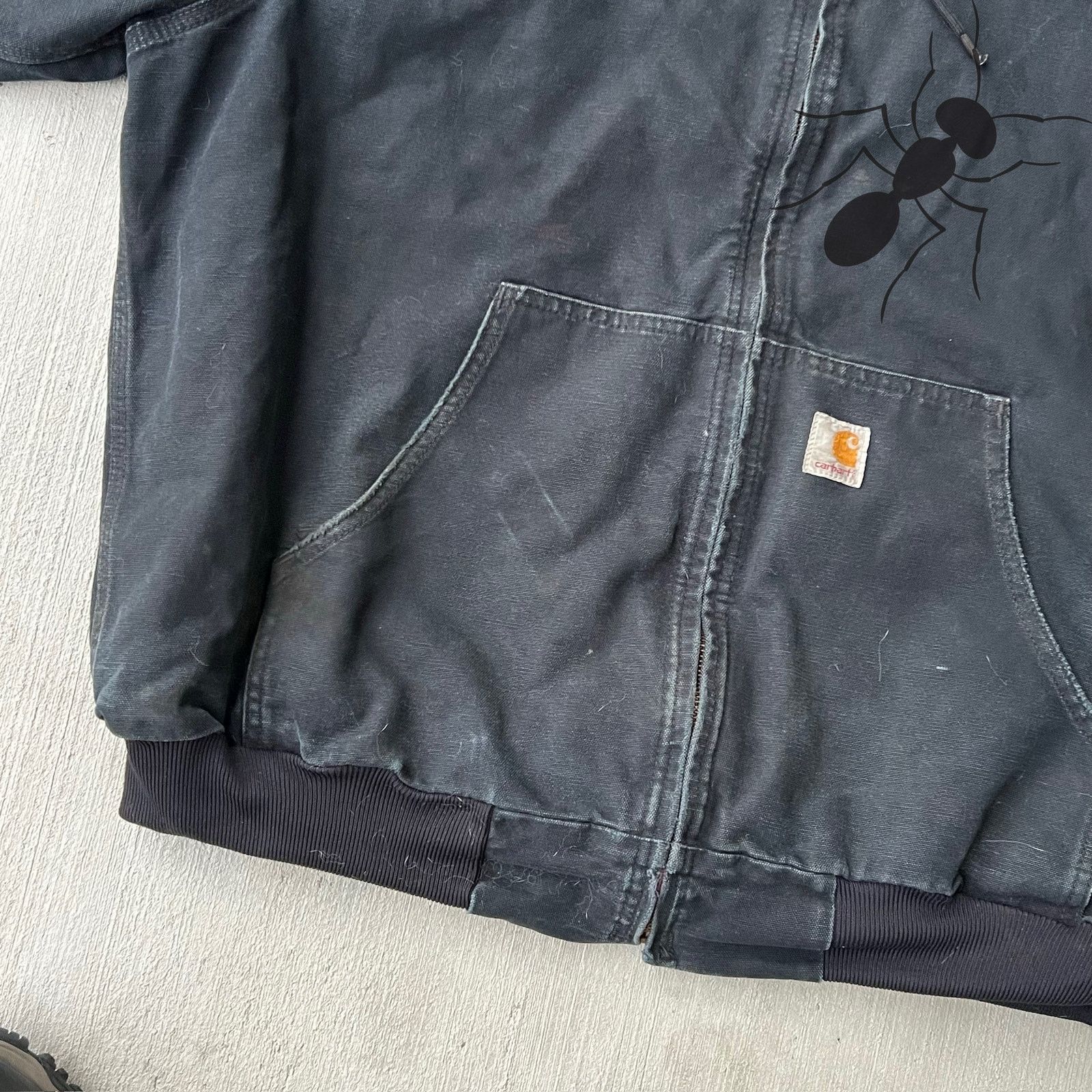 Carhartt × Vintage Carhartt J131 BLK faded black hooded work wear jacket Size US XL / EU 56 / 4 - 12 Thumbnail