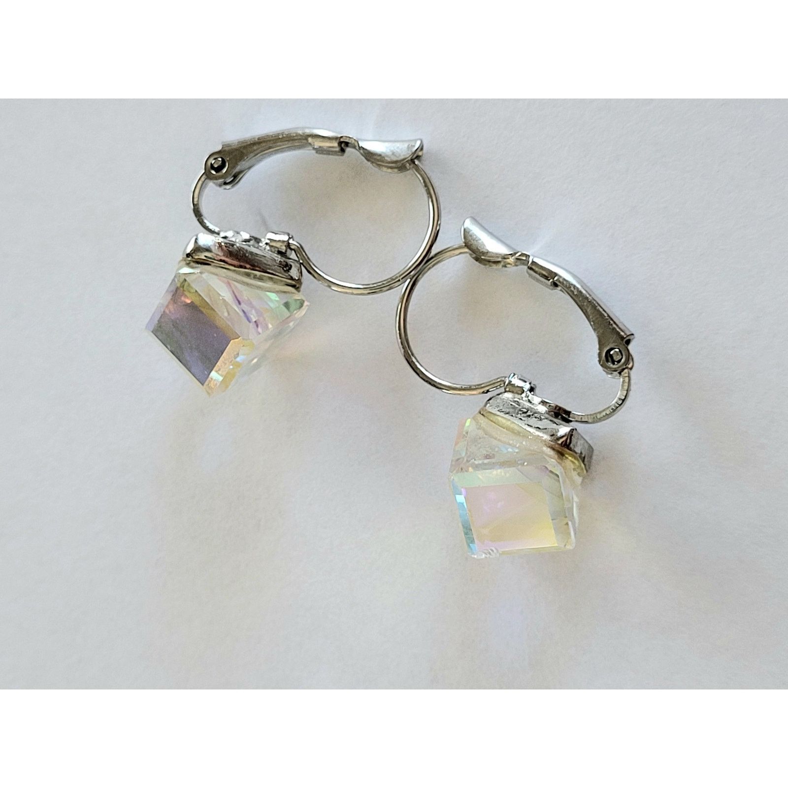 Other Aurora Borealis Crystal Pierced Earrings Size ONE SIZE - 3 Thumbnail