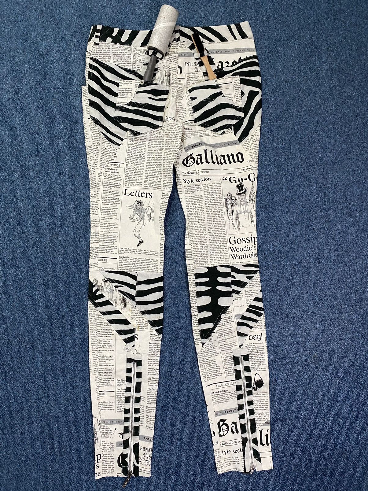 John Galliano John Galliano (Archive) News Paper Pants Size 27" / US 4 / IT 40 - 6 Thumbnail