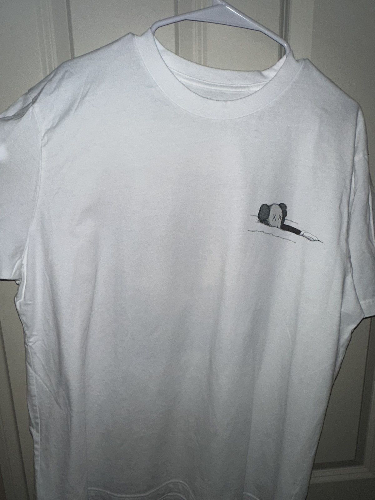 Kaws × Uniqlo Kaws X Uniqlo UT Tee (XL) Size US XL / EU 56 / 4 - 3 Thumbnail